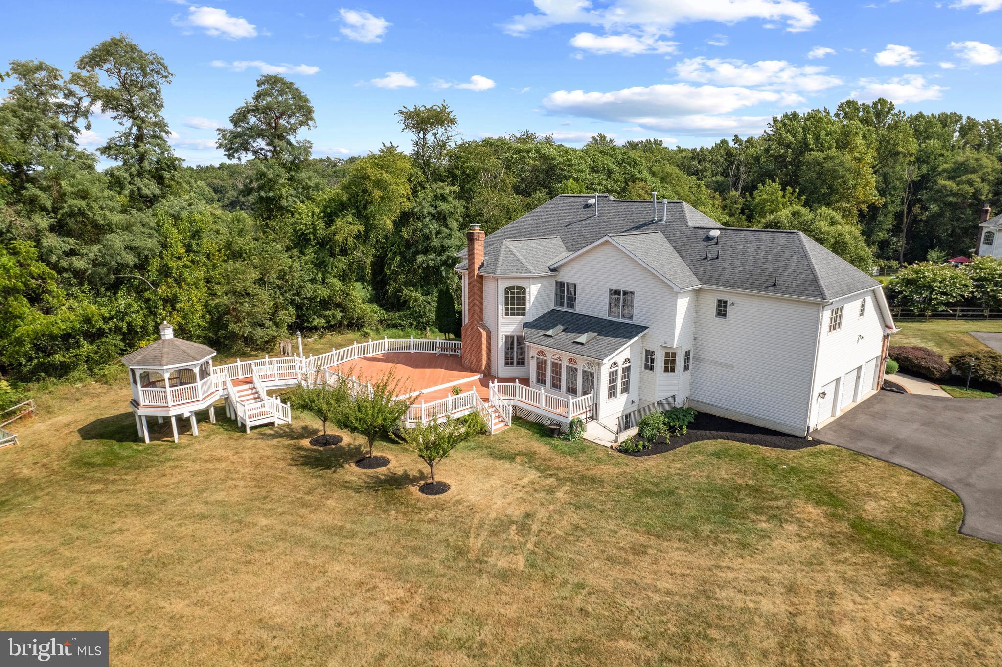 MONTICELLO - Residential