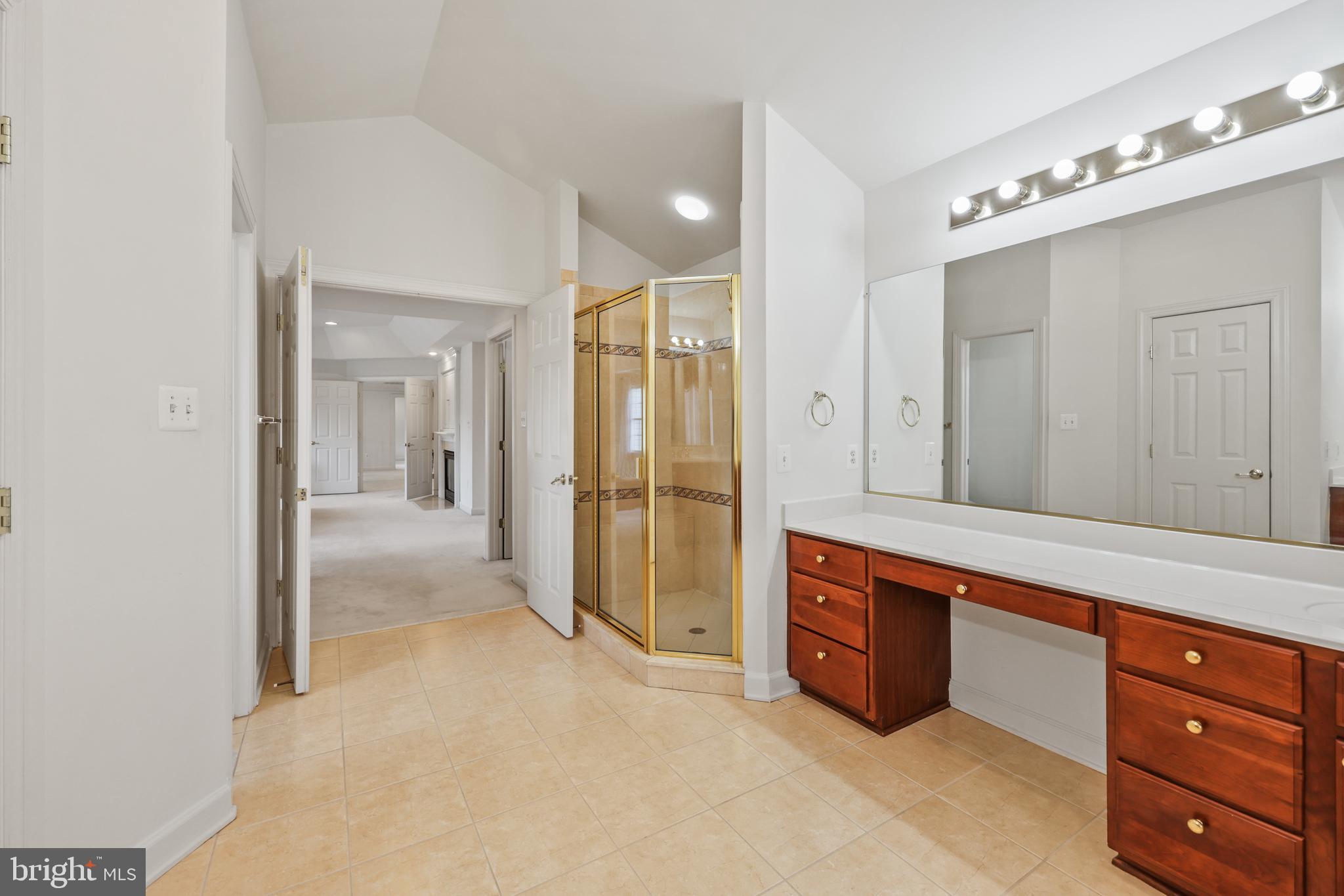 MONTICELLO - Residential