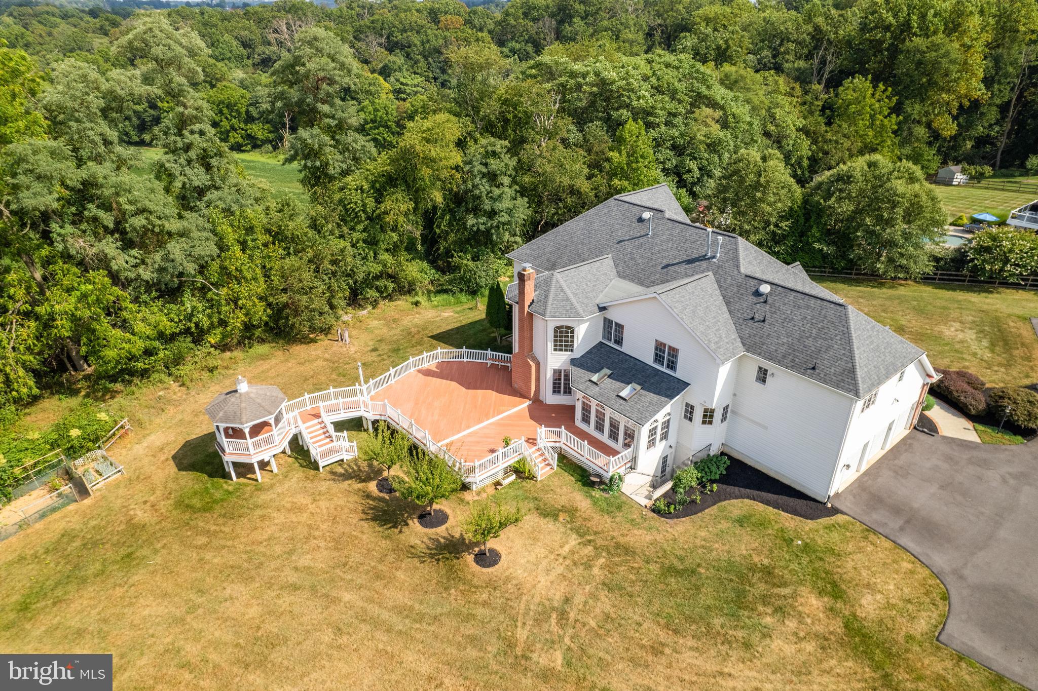 MONTICELLO - Residential