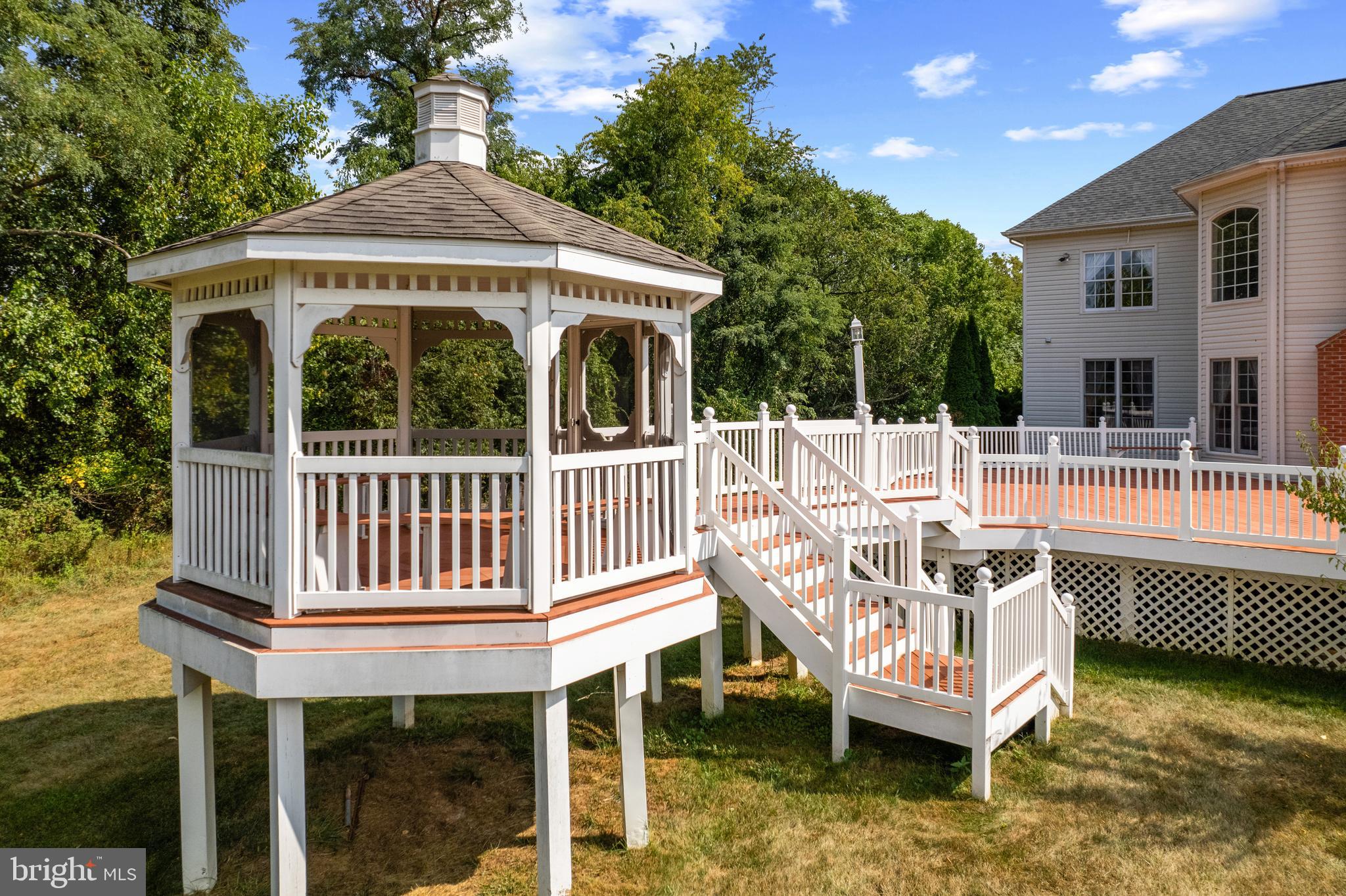 MONTICELLO - Residential