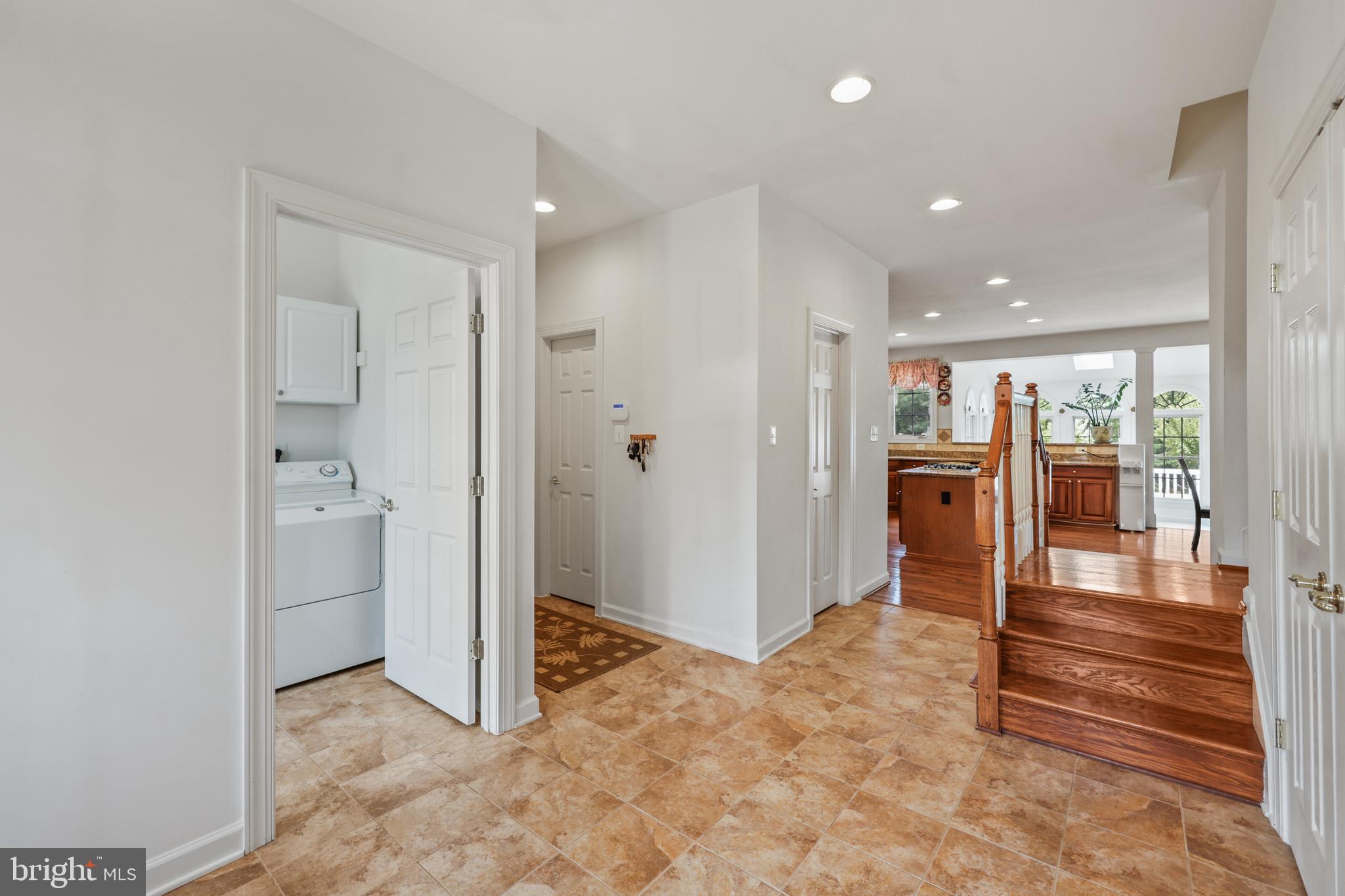 MONTICELLO - Residential