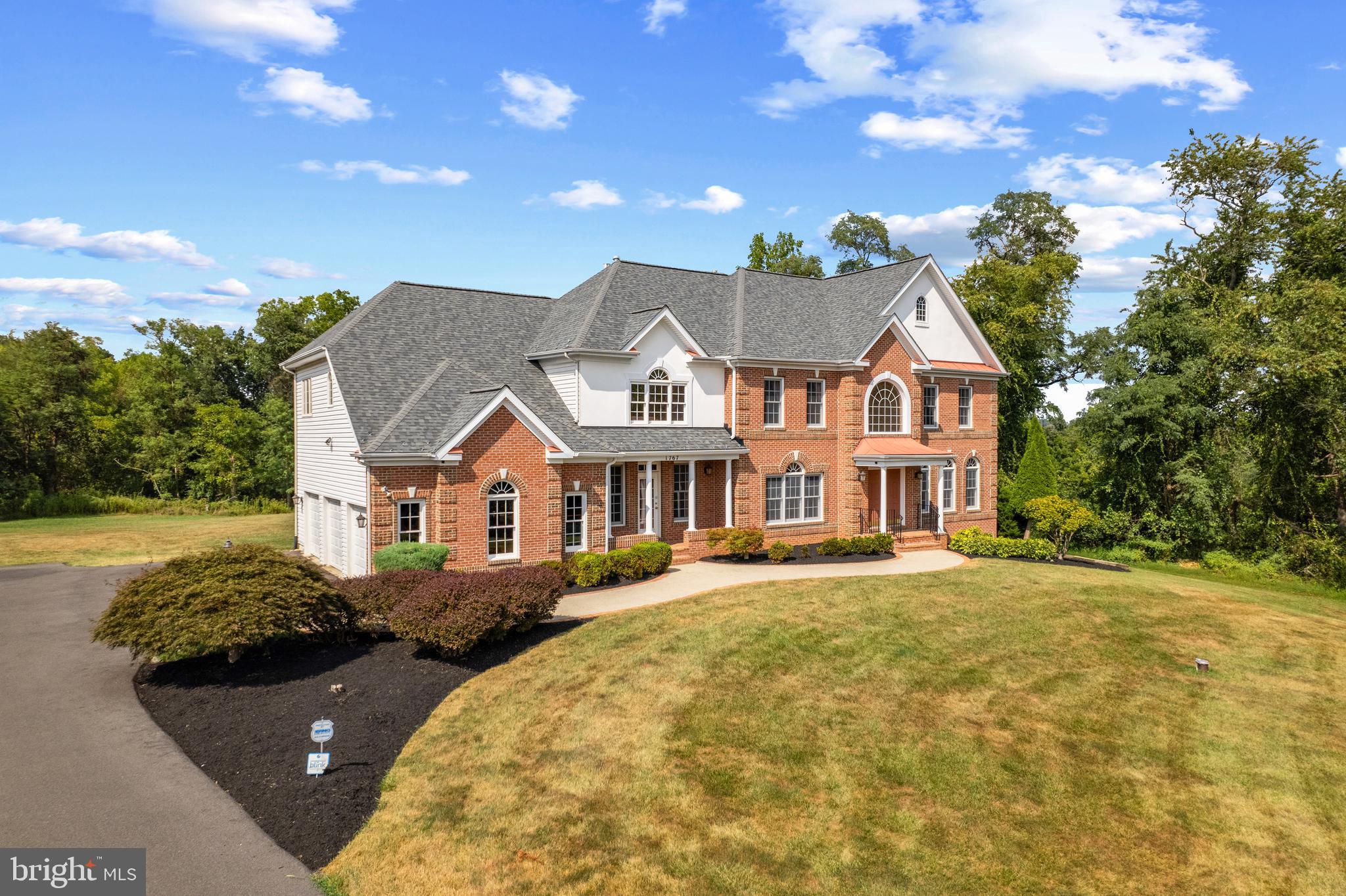 MONTICELLO - Residential