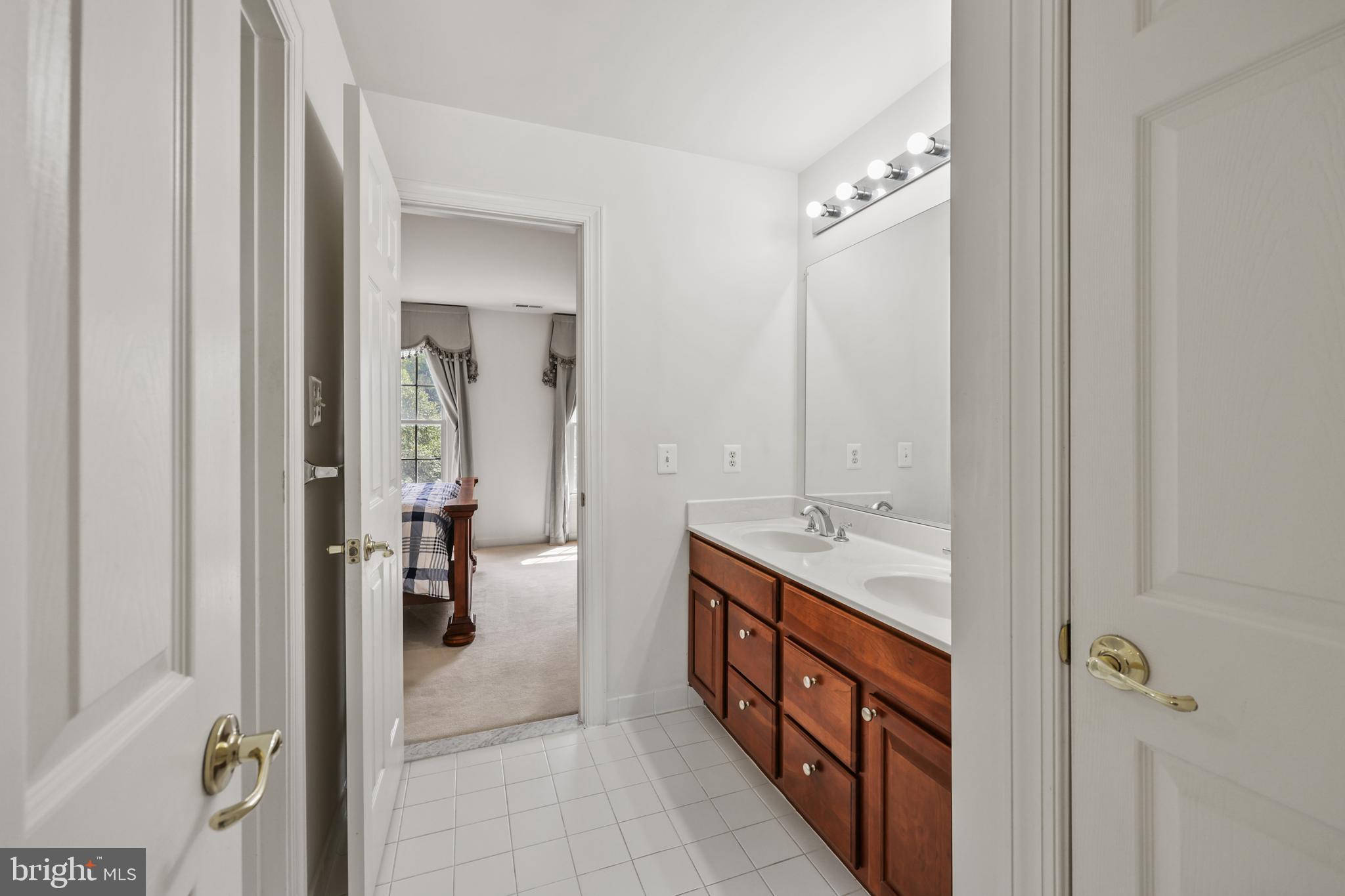 MONTICELLO - Residential