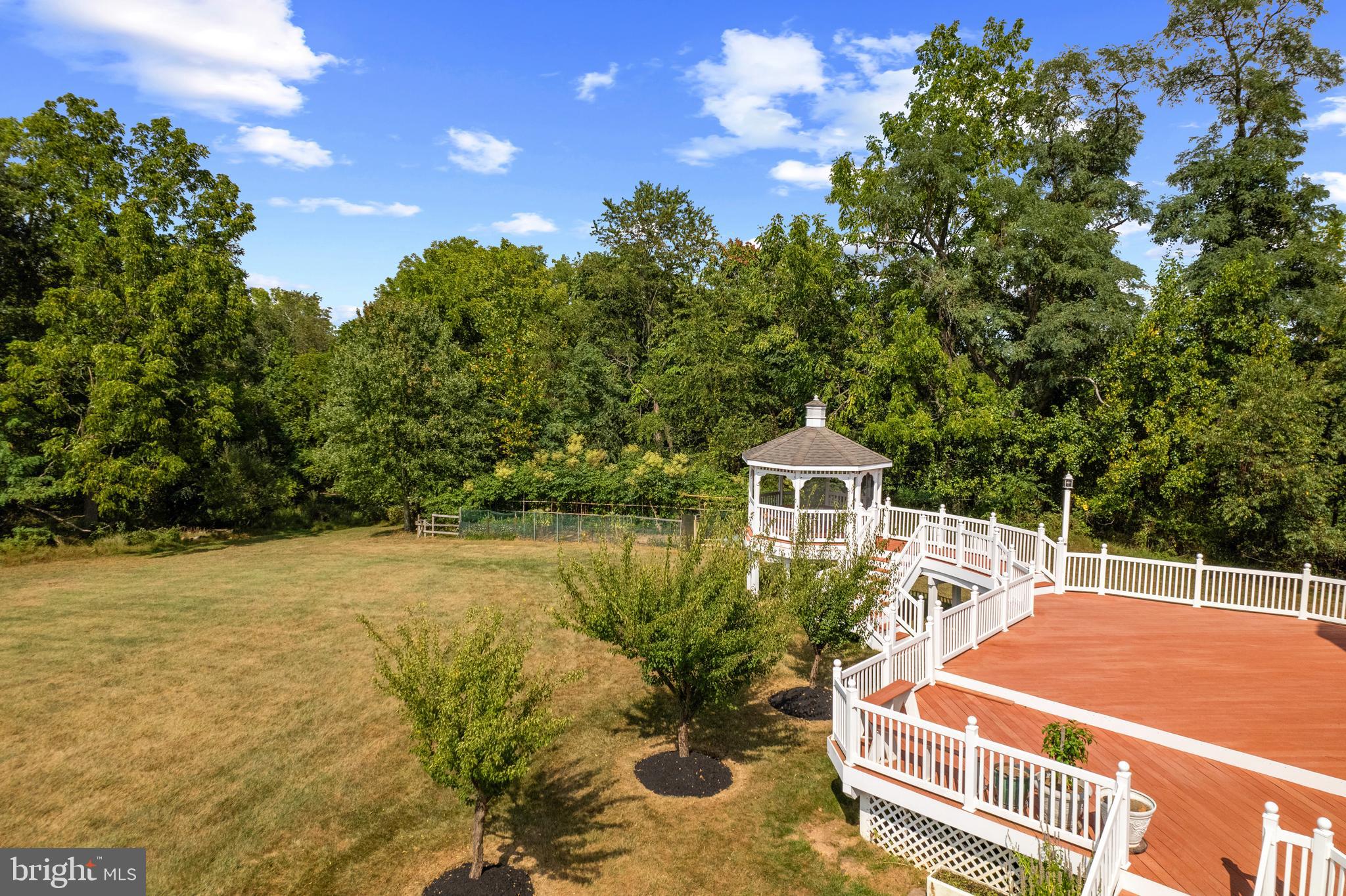 MONTICELLO - Residential