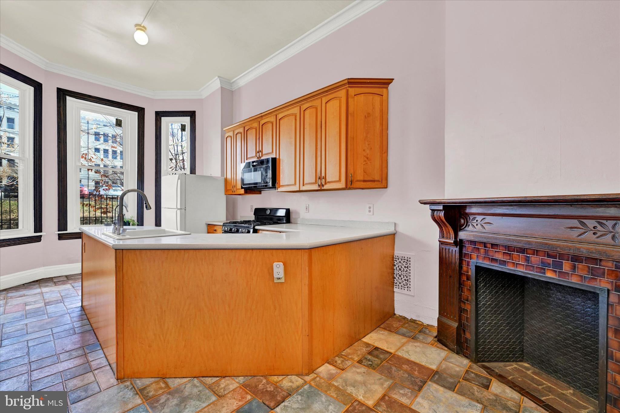 CHARLES NORTH - Residential