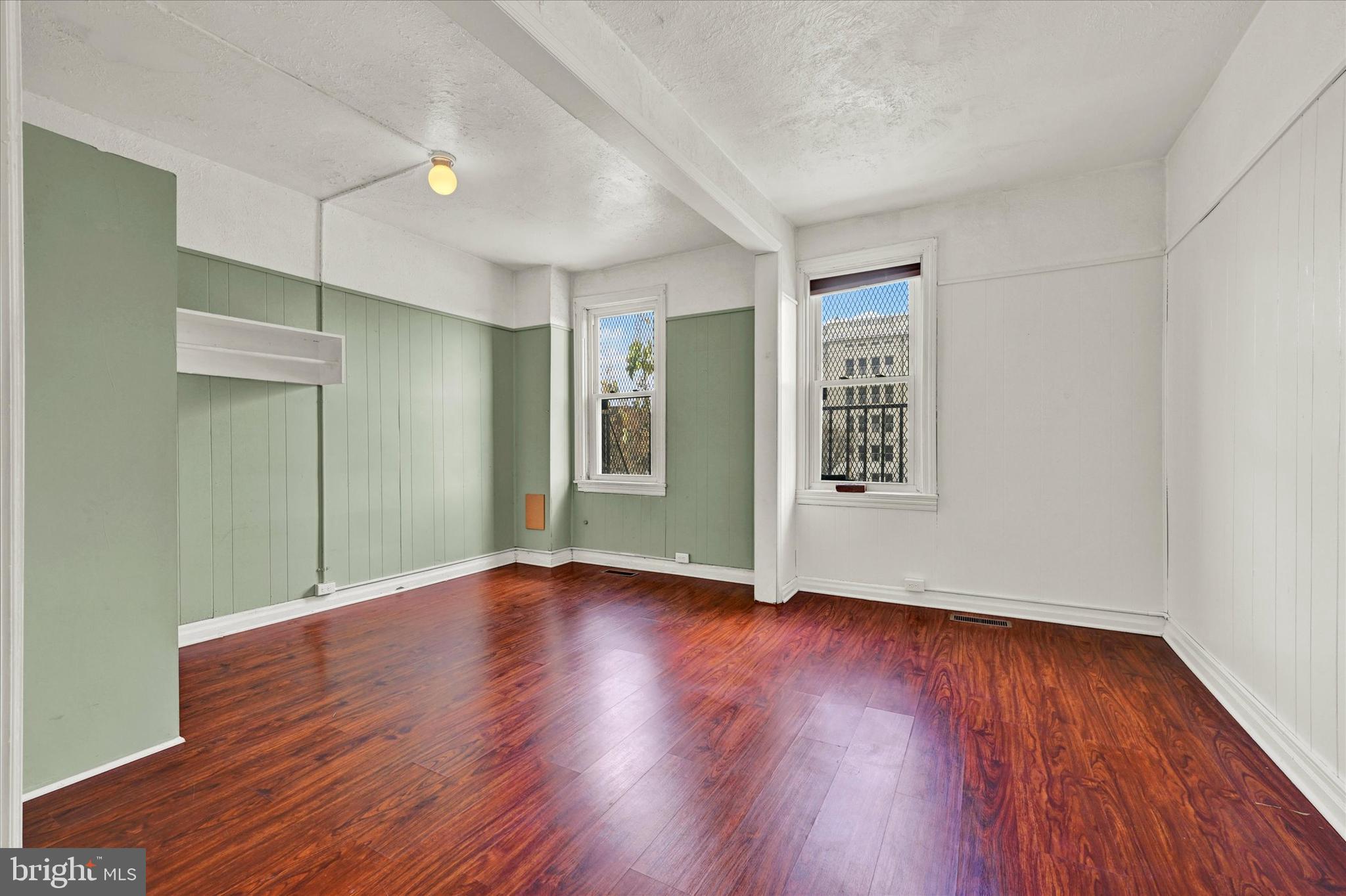 CHARLES NORTH - Residential