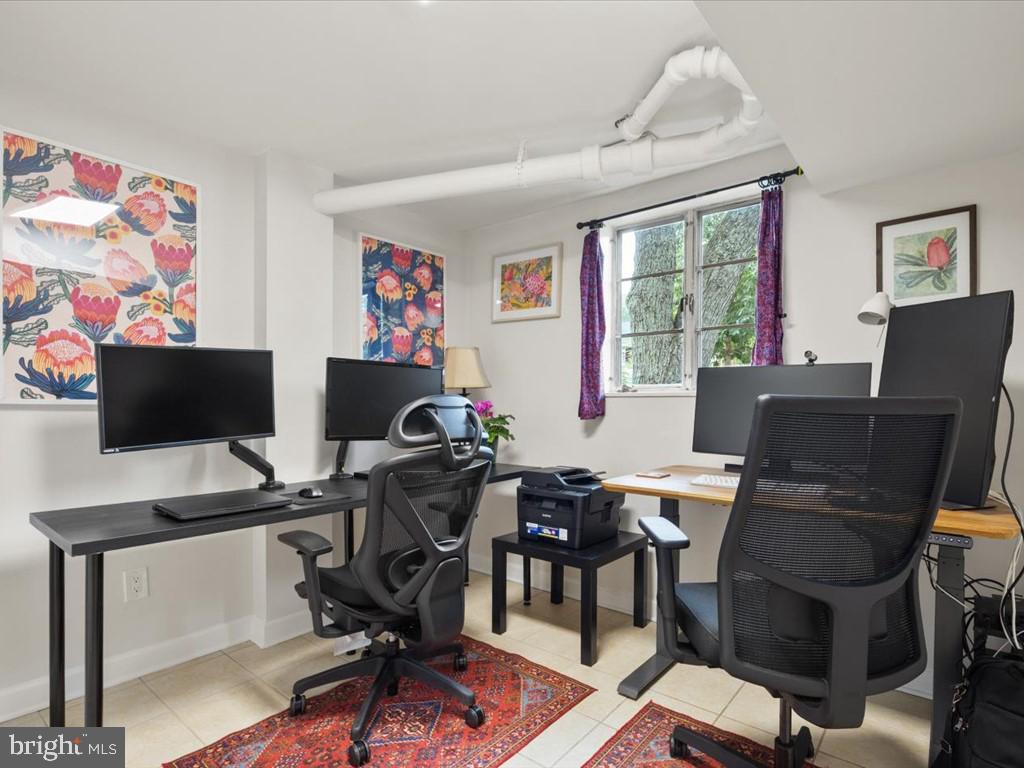 GLENVIEW - Residential