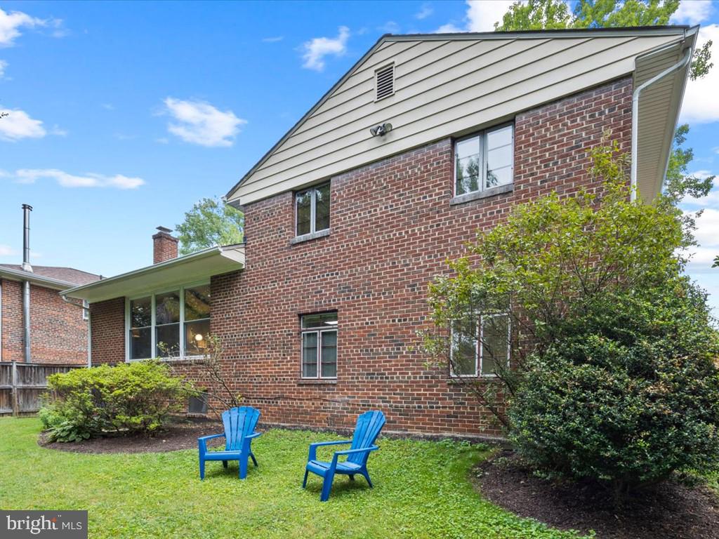 GLENVIEW - Residential