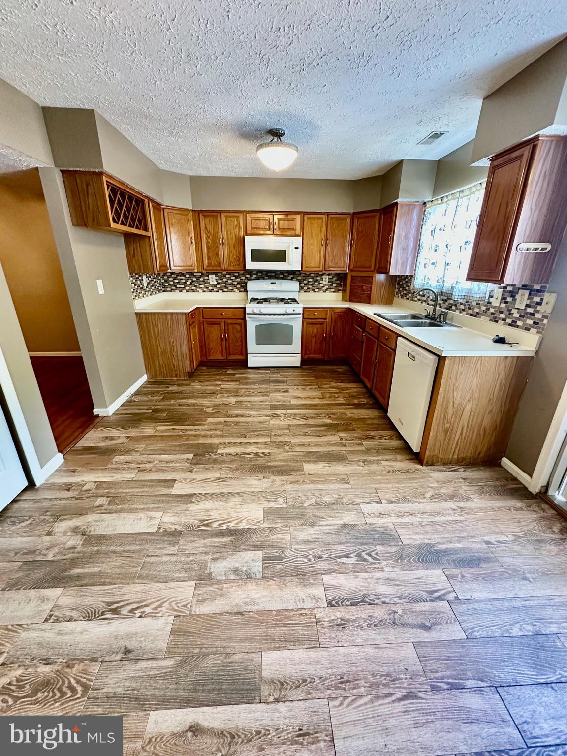 3844 GATEVIEW PLACE