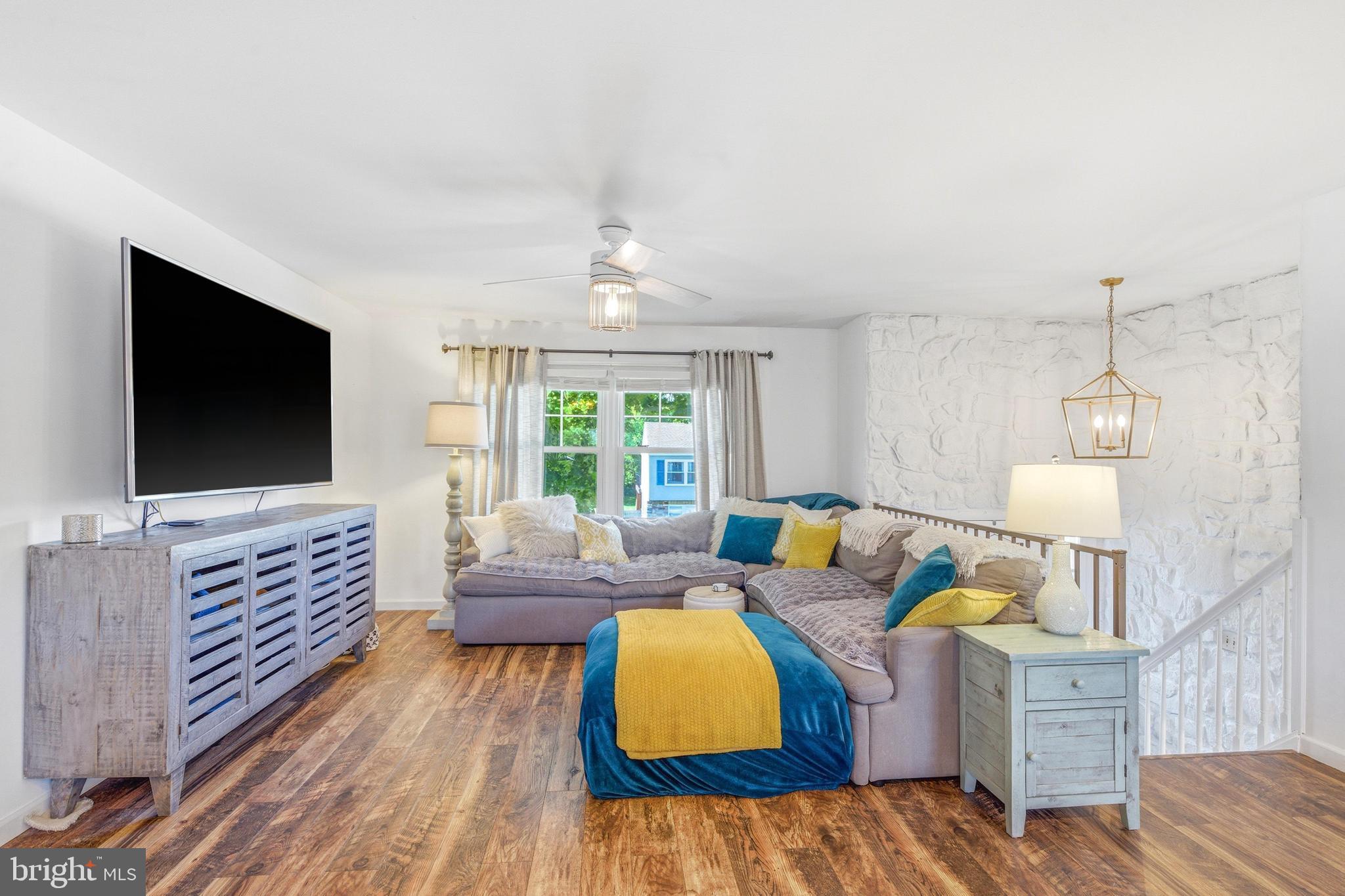 1537 PRINCESS ANNE DRIVE