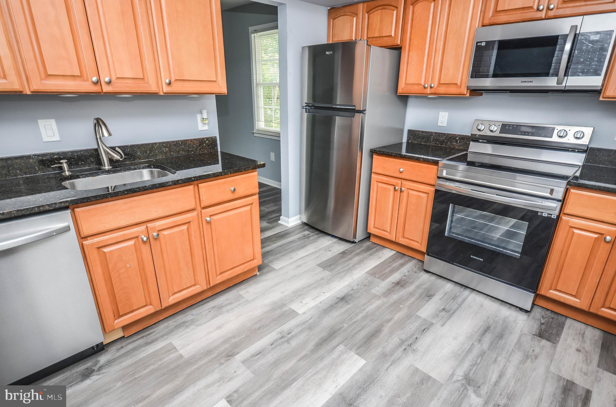 SHADY GROVE VILLAGE - Residential