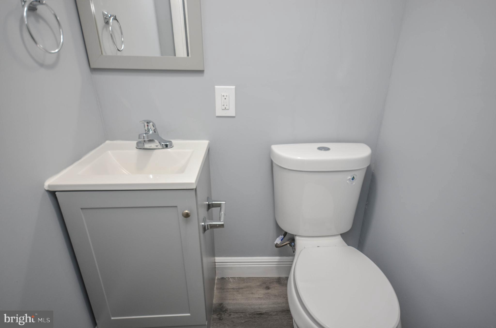 SHADY GROVE VILLAGE - Residential