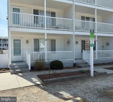 24 Dickinson Avenue Unit 8A, Dewey Beach, DE MLS: DESU2082974