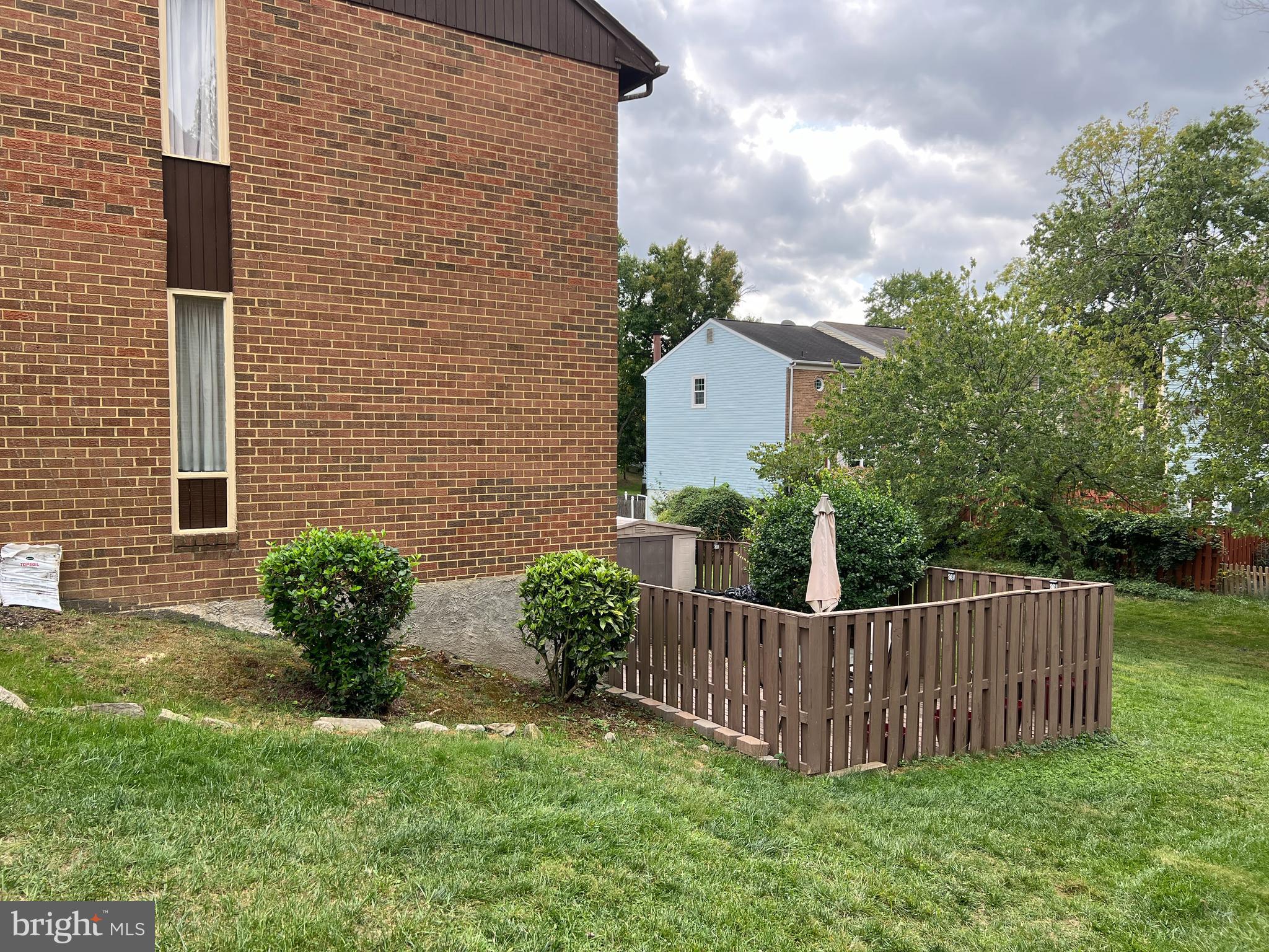 5880 WHISPER WAY 16-06