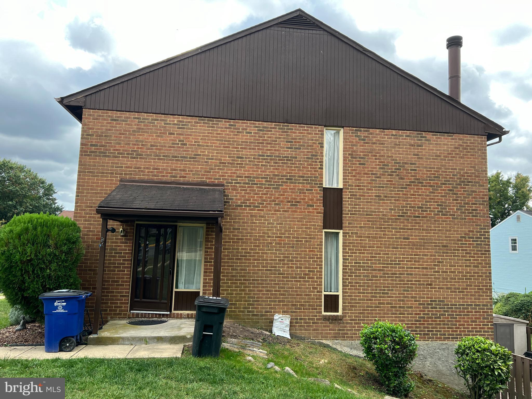 5880 WHISPER WAY 16-06