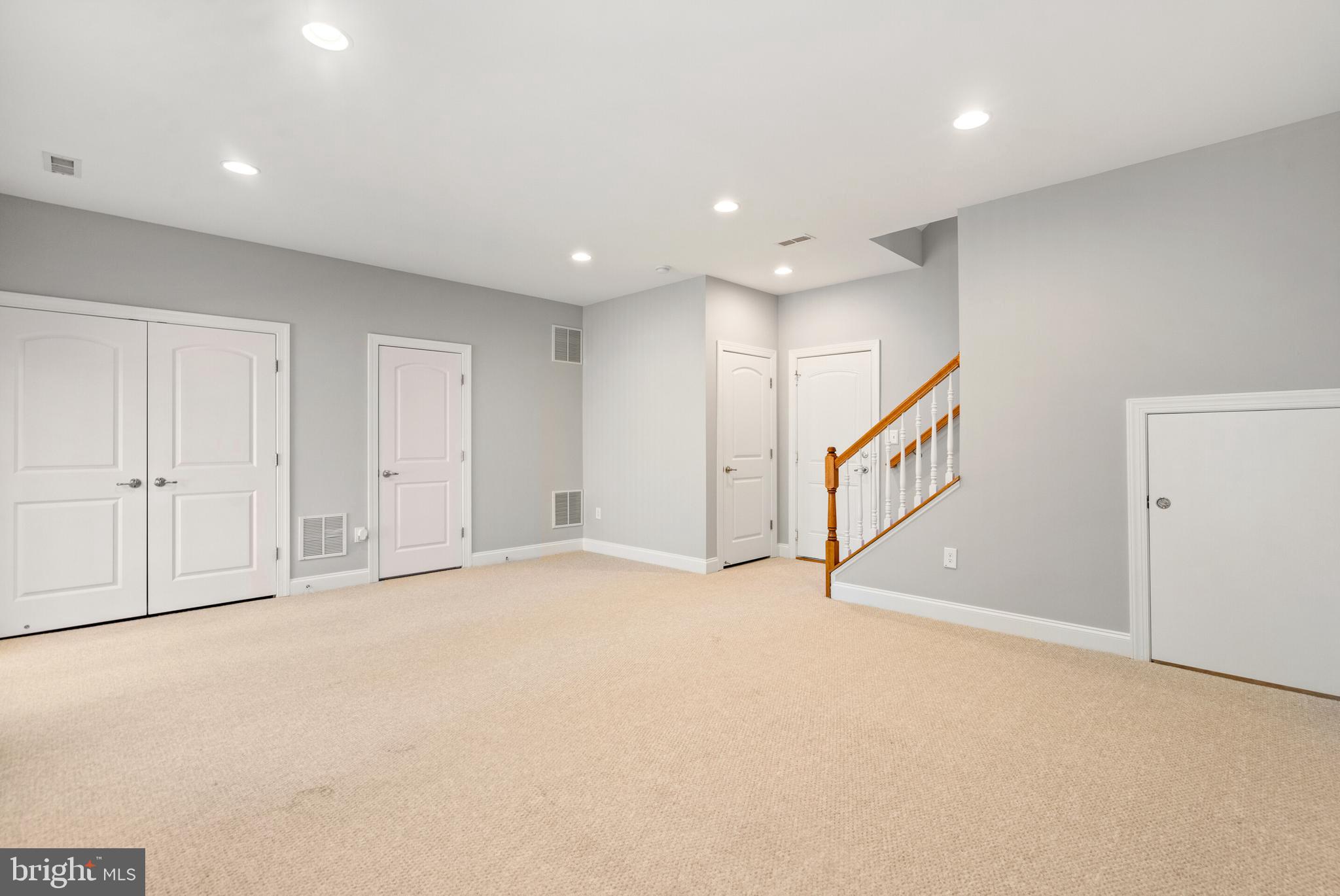 THE VILLAGES OF PIEDMONT - Residential