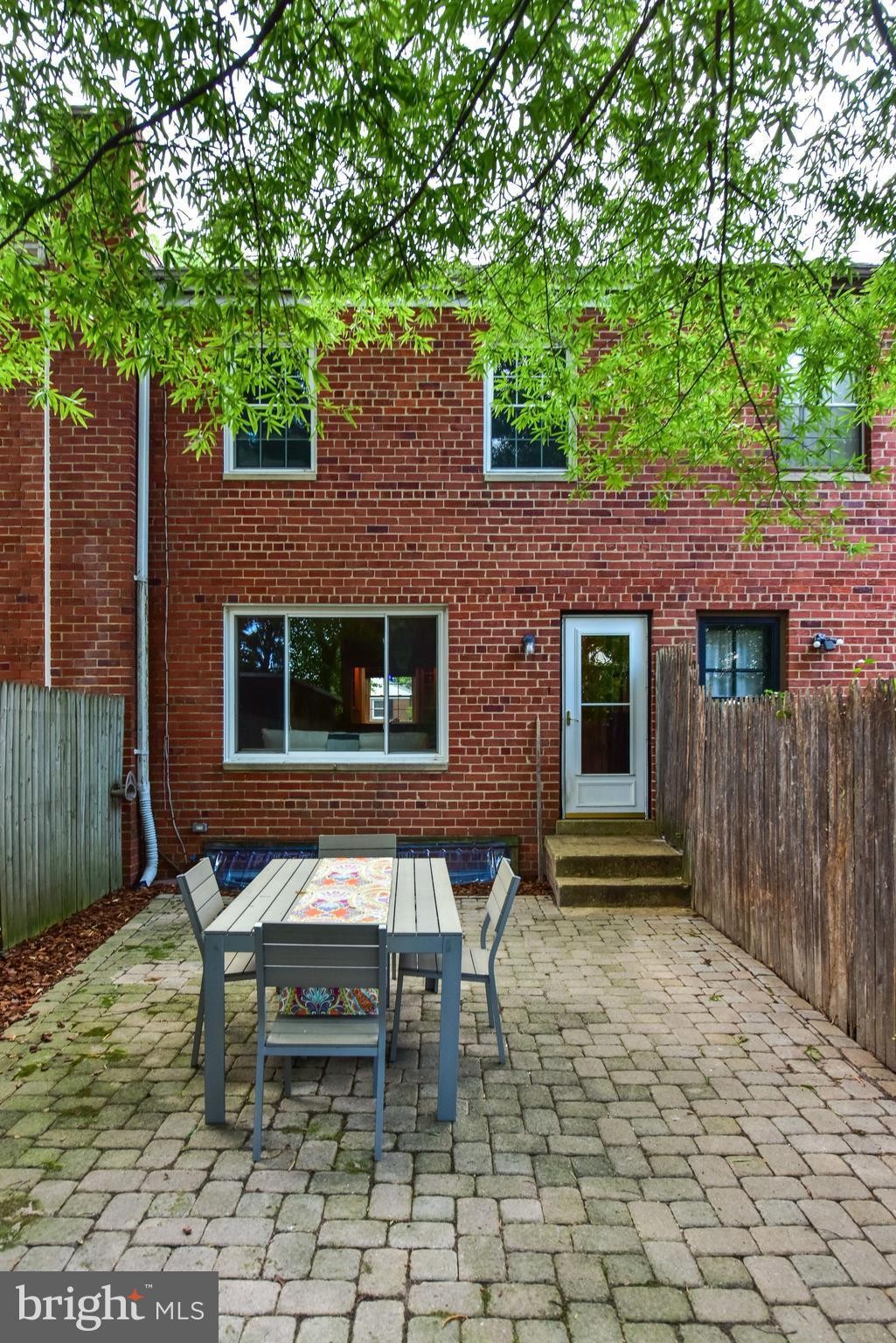 WARWICK VILLAGE - Residential