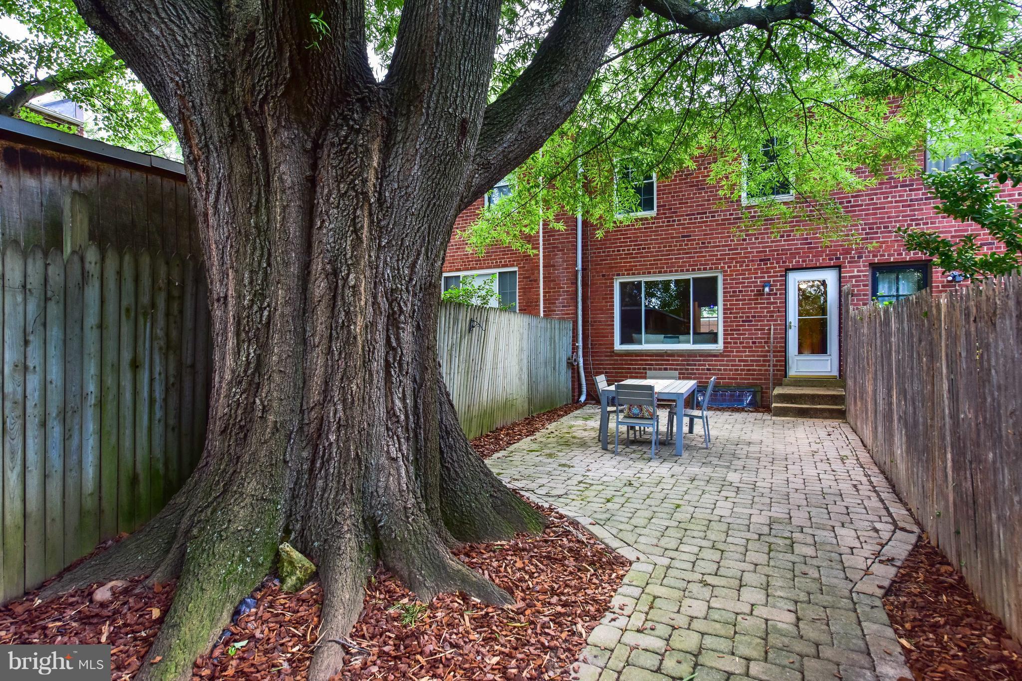 WARWICK VILLAGE - Residential