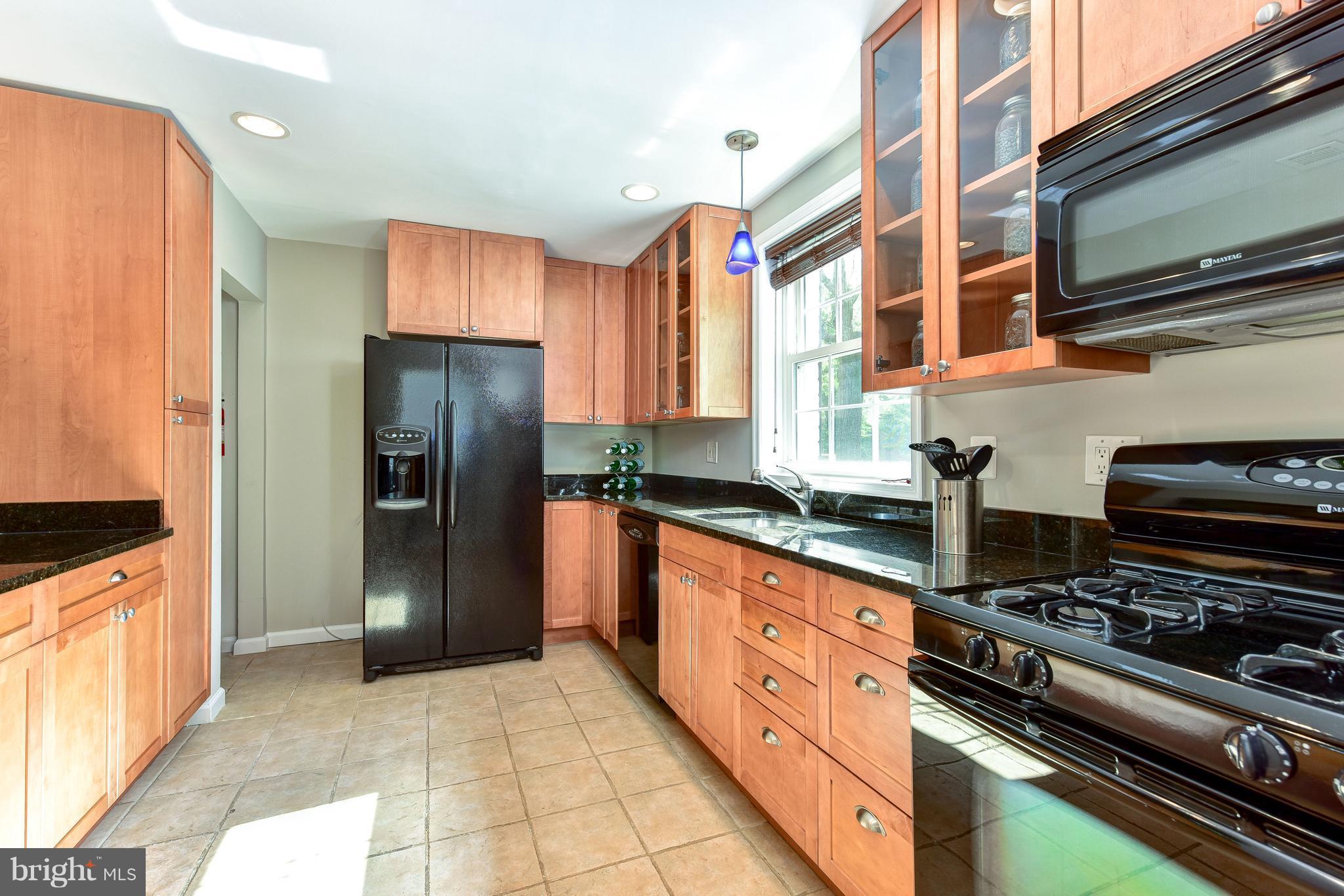 WARWICK VILLAGE - Residential