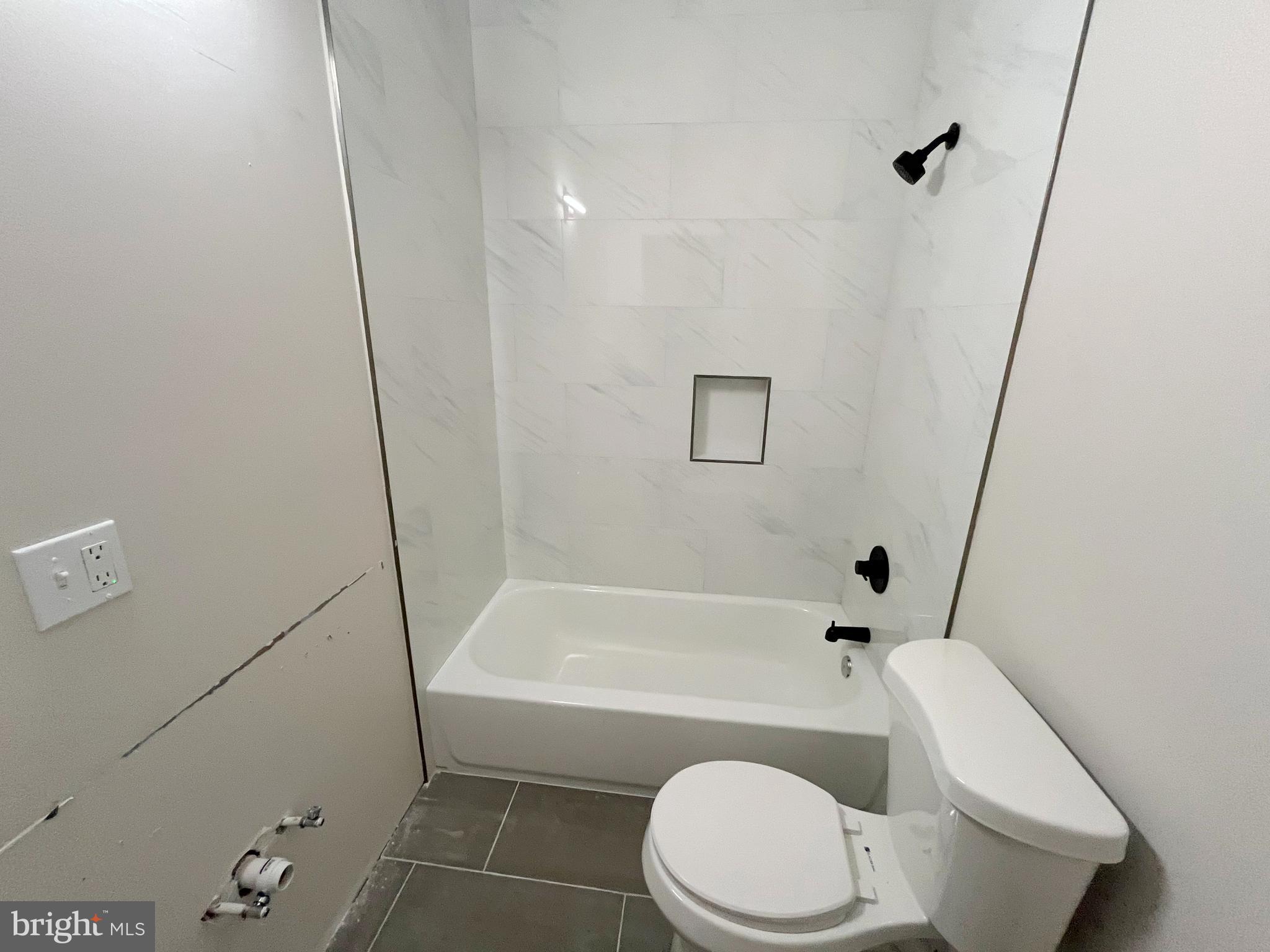 SHARSWOOD - Residential