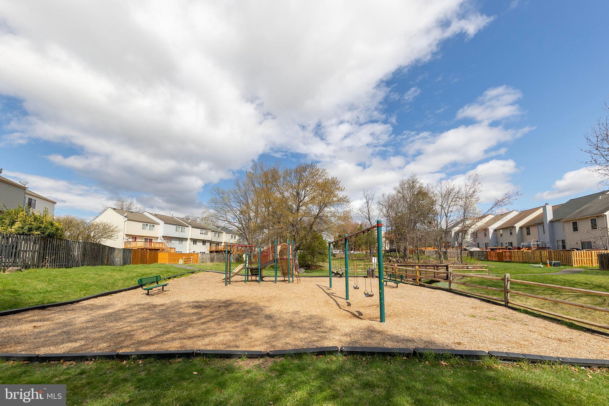 HERITAGE ESTATES - Residential