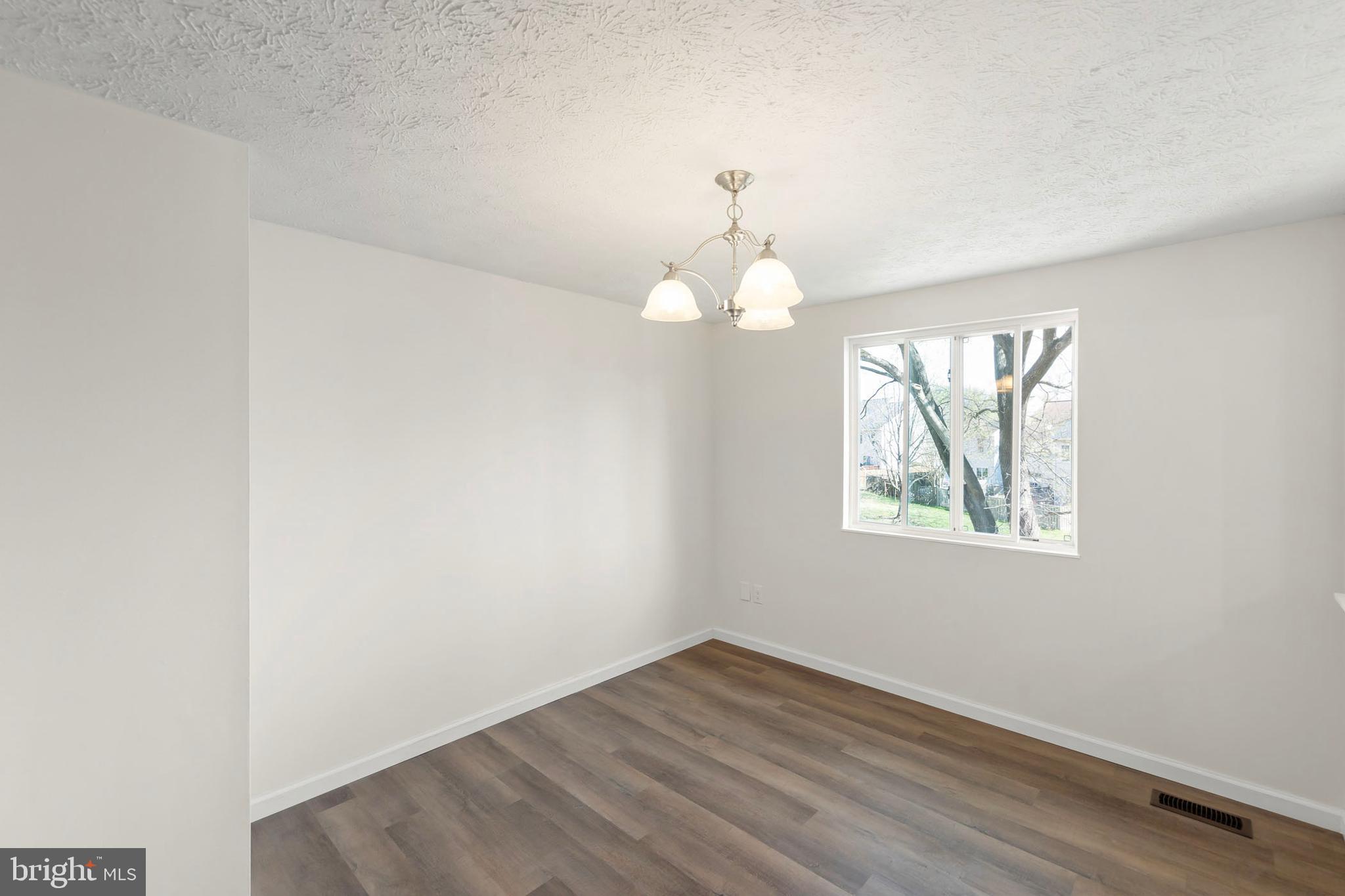 HERITAGE ESTATES - Residential