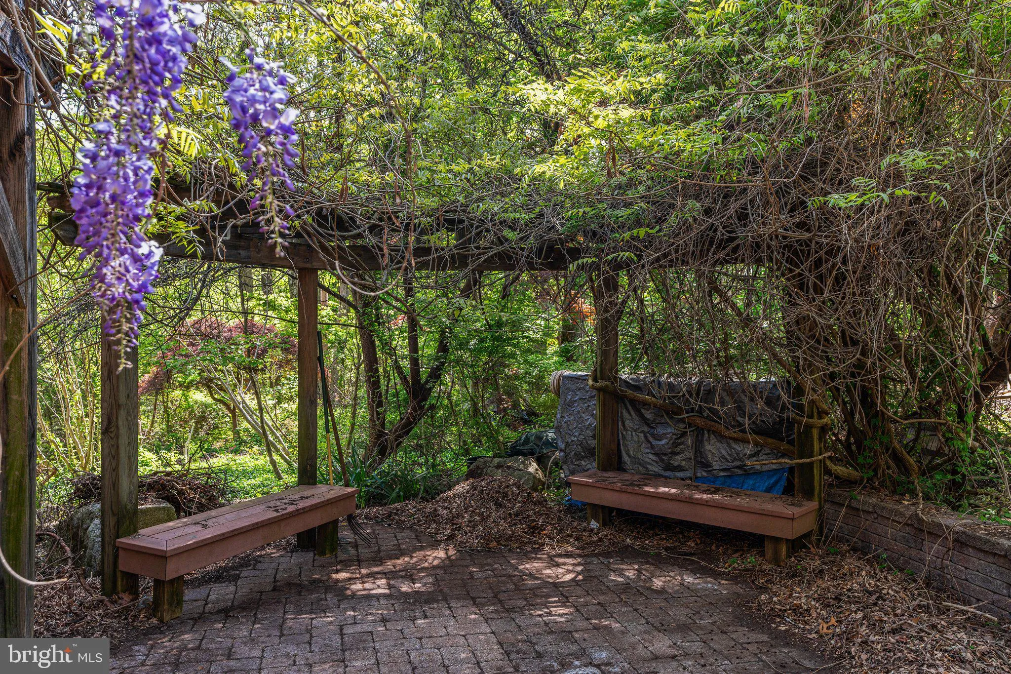 Zionsville, Pennsylvania 18092, United States, 5 Bedrooms Bedrooms, ,4 BathroomsBathrooms,Residential,Pending,124313