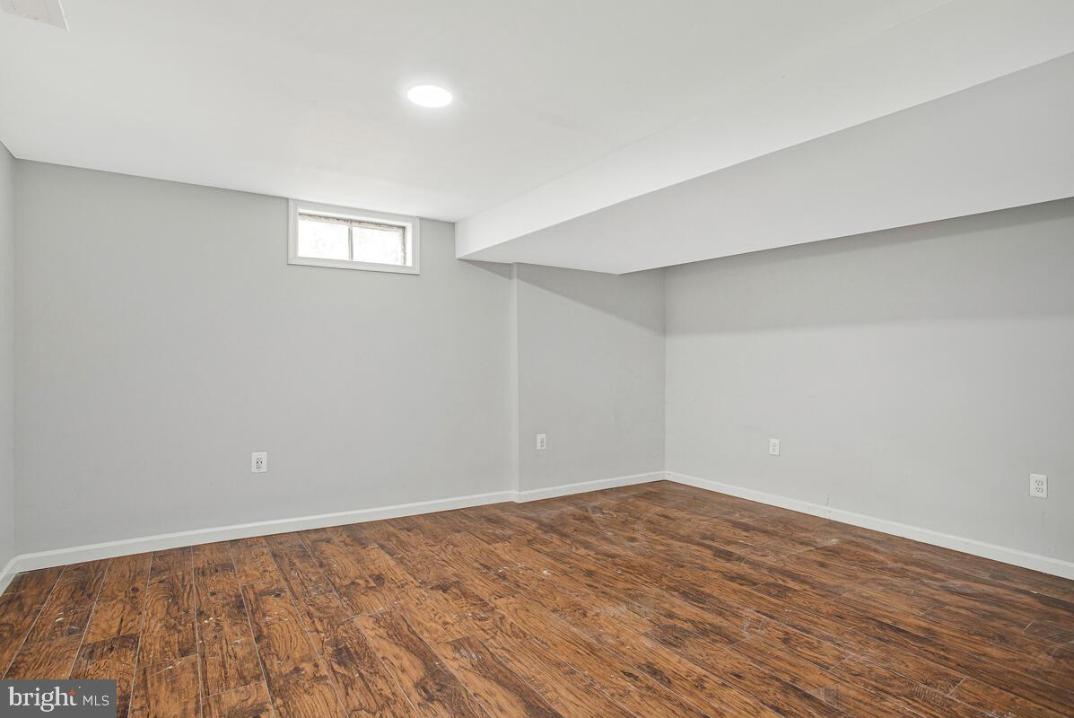 EDGE MEAD - Residential