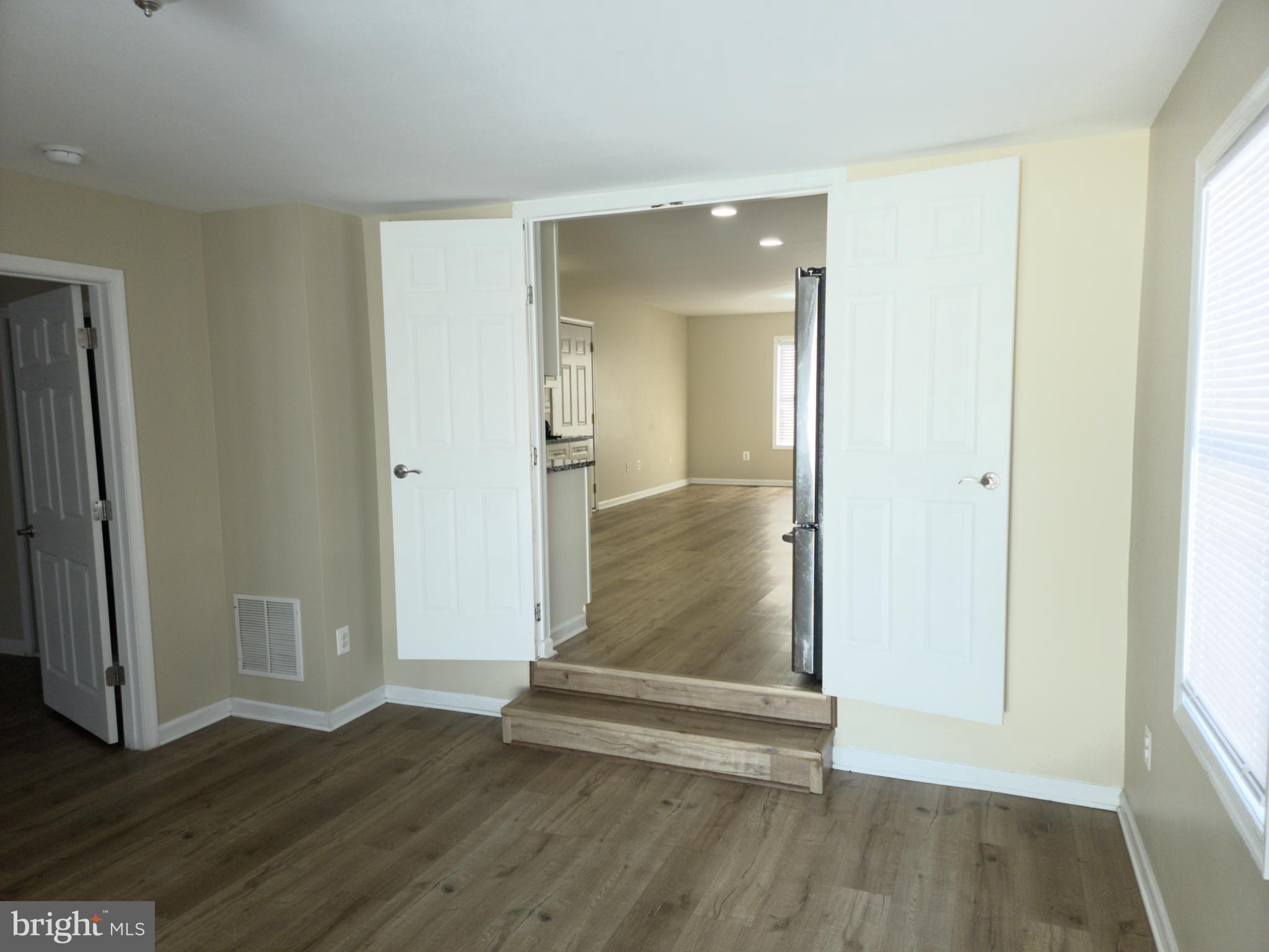 EDGE MEAD - Residential