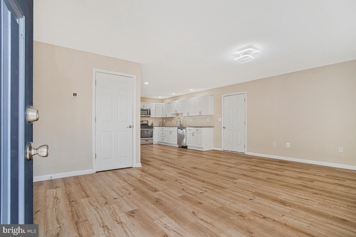 EDGE MEAD - Residential