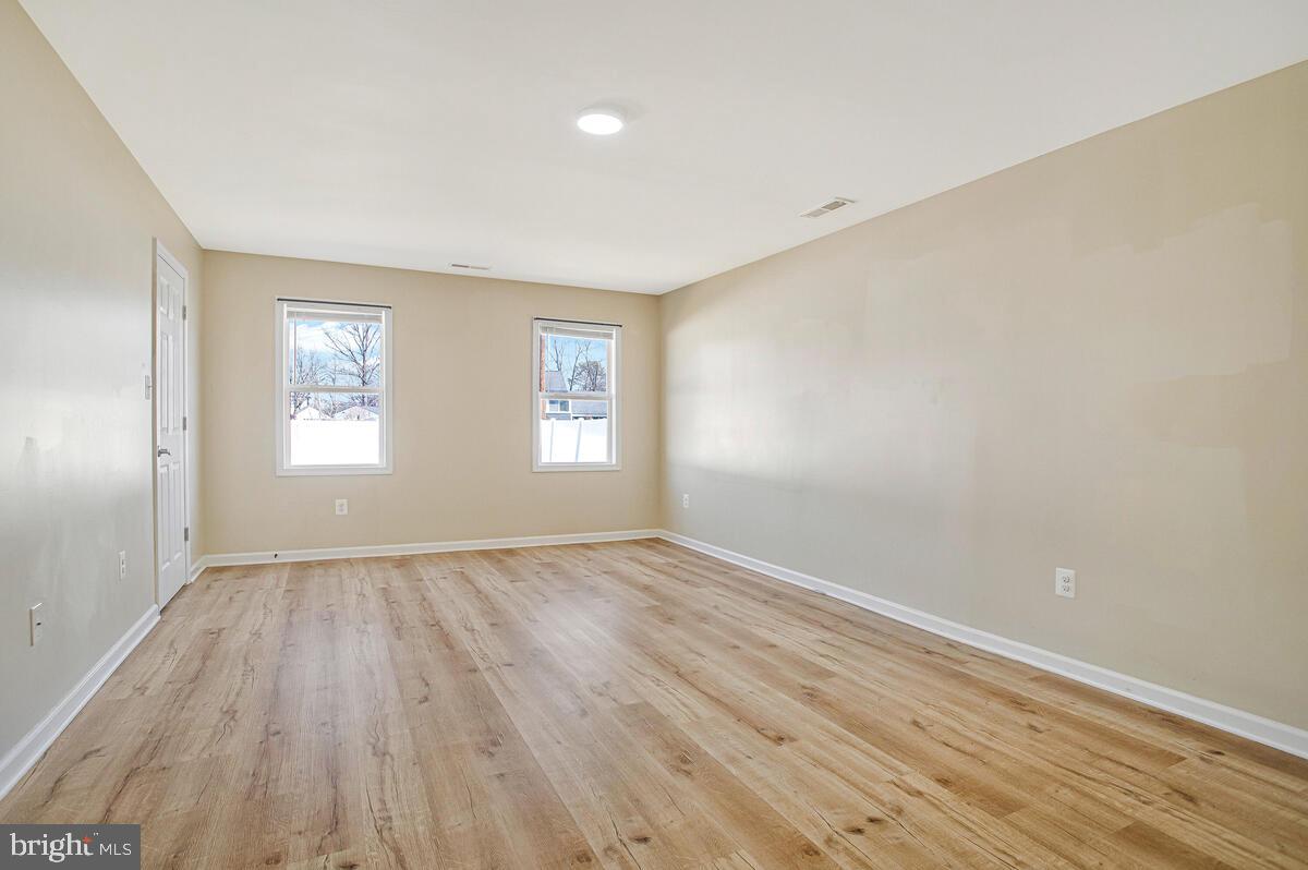 EDGE MEAD - Residential