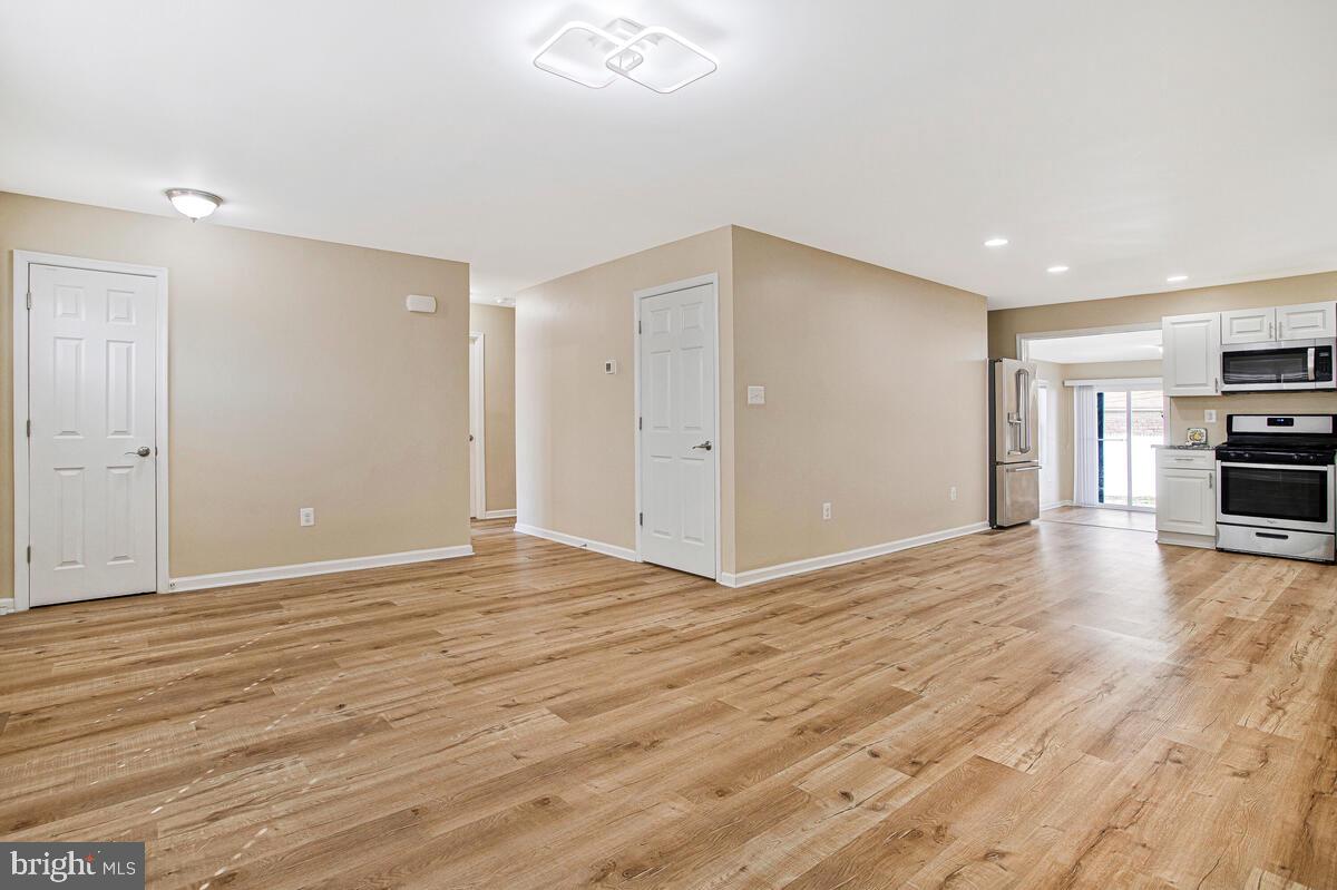 EDGE MEAD - Residential