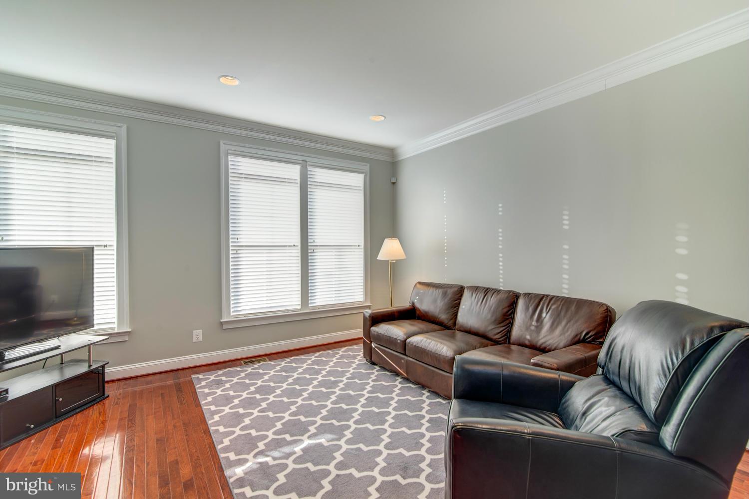 METROWEST - Residential