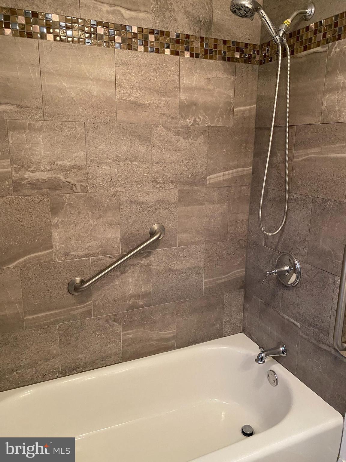 CHATHAM PARK - Residential