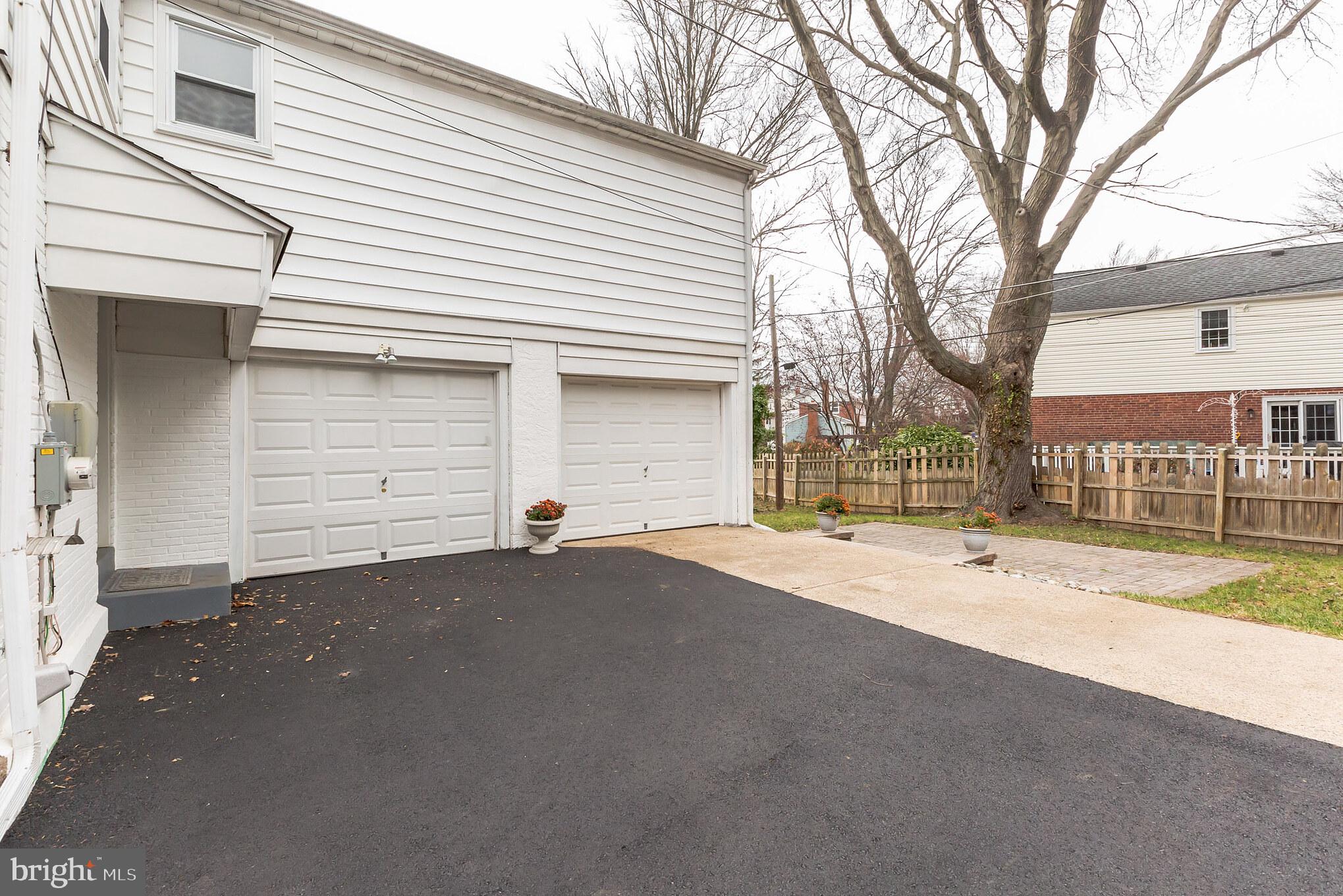 CHATHAM PARK - Residential