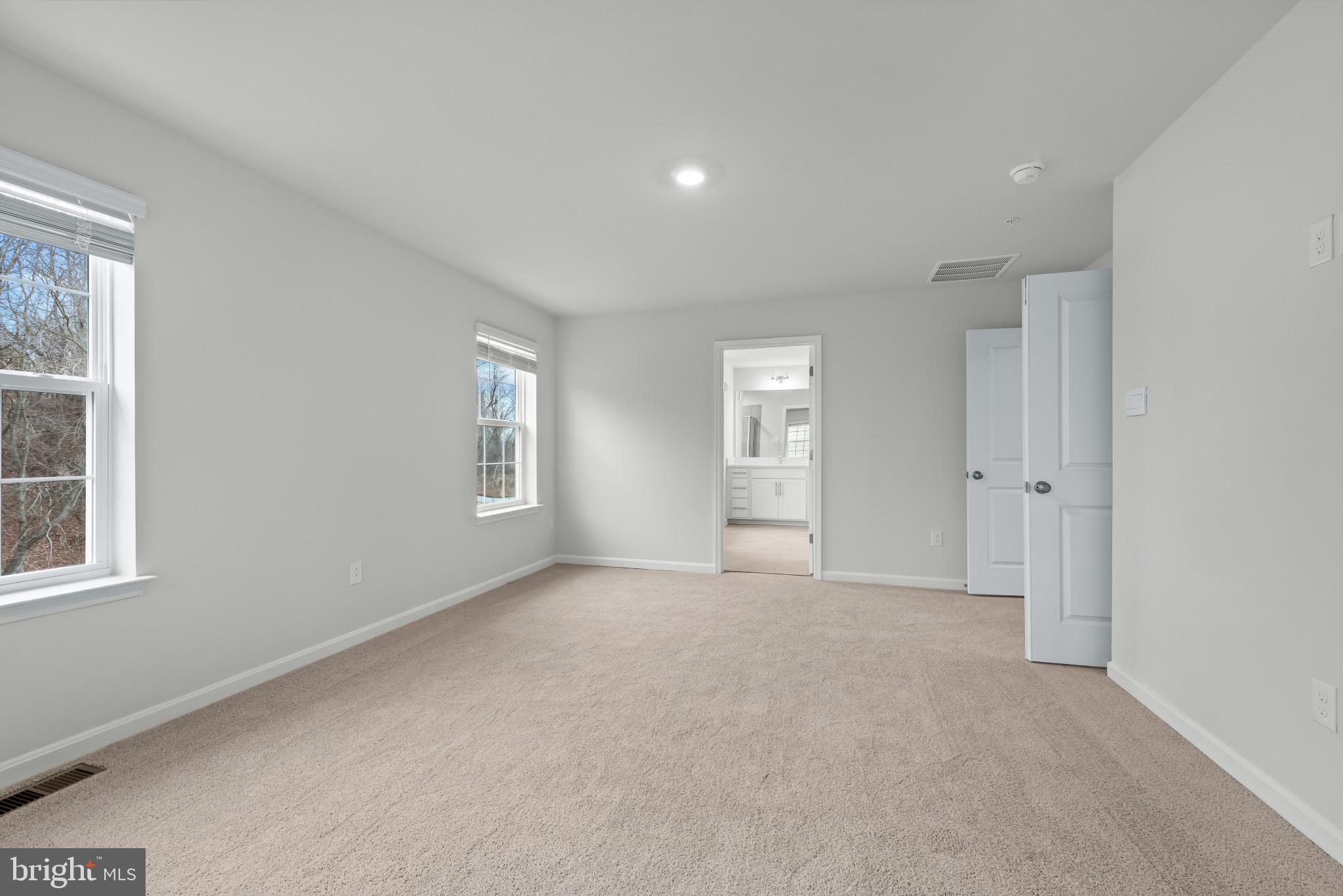 CREEKSIDE ESTATES - Residential