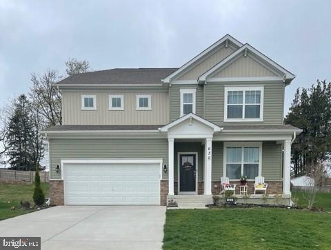 IMMEDIATE DELIVERY, NEW CONSTRUCTION! CLOSE IN 60 DAYS , October 2025!
Come and discover the breathtaking HAMPSHIRE plan at Creekside Estates.This specific homesite features a full front porch, walk-out finished basement with bedroom and full bath, backs to open space for added privacy and beautiful views .The stunning 6 bedroom, 5 bath, EV ready, smart home design has a 2-car garage. With a spacious first floor the Hampshire is just as inviting as it is functional! As you enter the home into the foyer, you’re greeted by the flex room, you decide how it functions – a formal dining space, office or children’s play area. The kitchen features a large modern island, stainless steel appliances,quartz countertops, massive walk in pantry, herringbone backsplash that opens up to the causal dining area, so the conversation never has to stop! Tucked off the family room is a downstairs bedroom and full bath – the perfect guest suite. Upstairs you’ll find 3 oversized bedrooms, one with its own full bath and walk in closet, spacious upstairs laundry. The owner’s suite highlights a sitting room, huge walk-in closet and luxurious bathroom with soaking tub and separate shower. Don't miss this opportunity to own this stunning home!