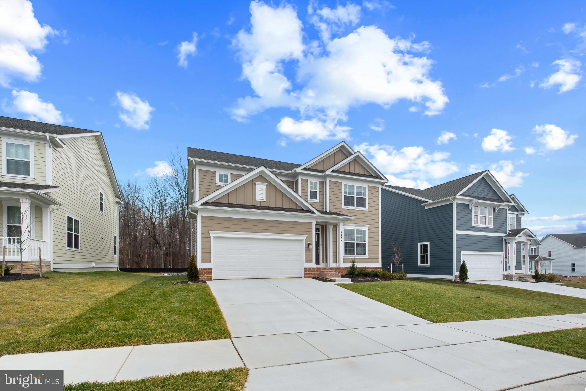 CREEKSIDE ESTATES - Residential