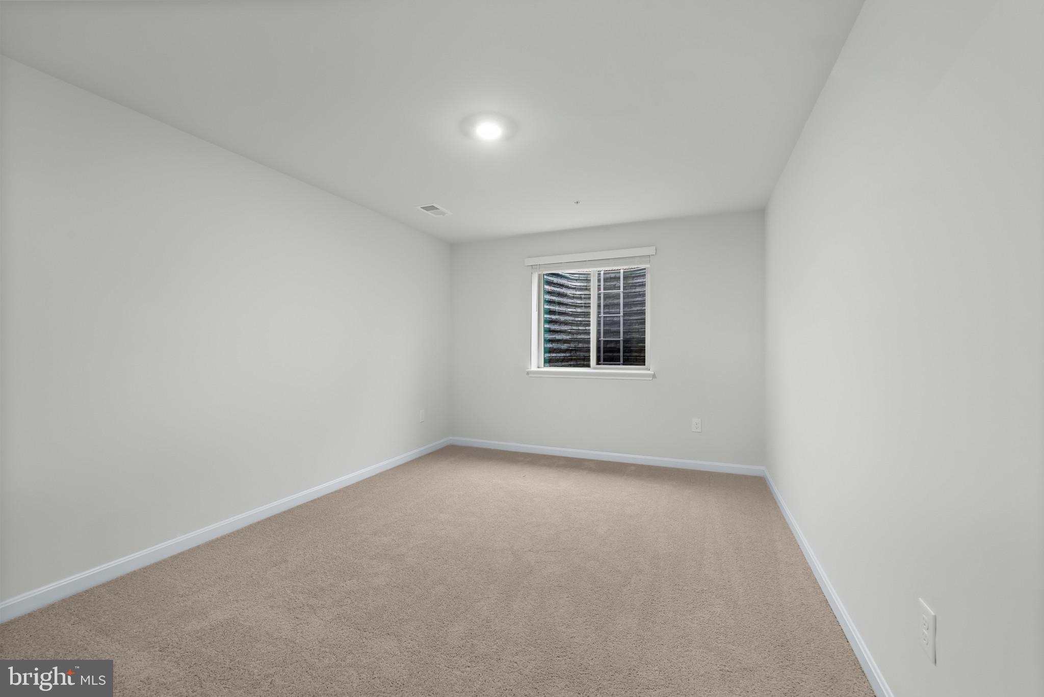 CREEKSIDE ESTATES - Residential