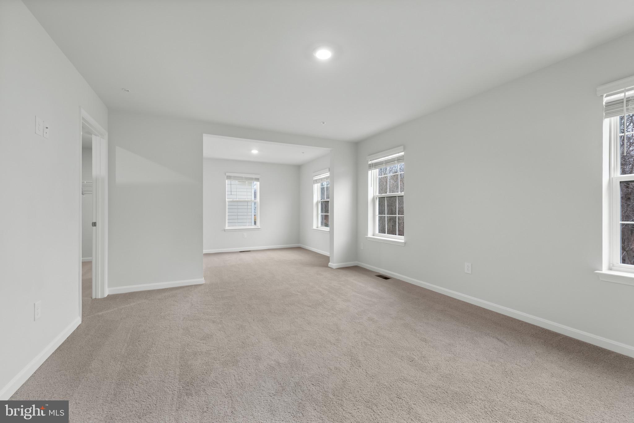 CREEKSIDE ESTATES - Residential