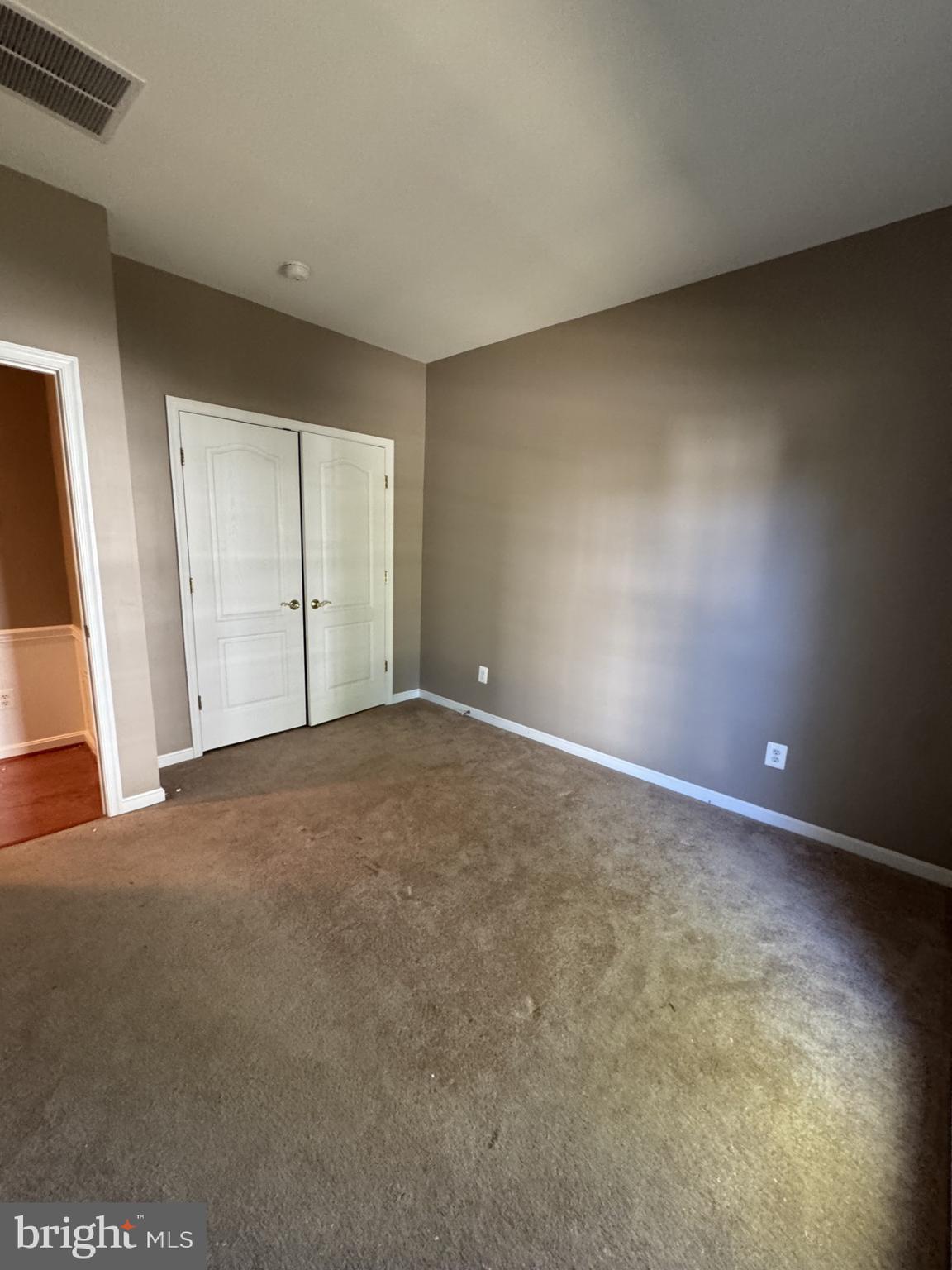 EASTON CLUB EAST - Residential Lease