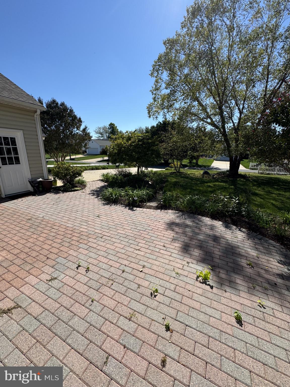 EASTON CLUB EAST - Residential Lease