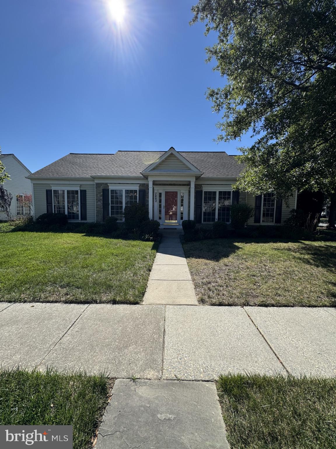 EASTON CLUB EAST - Residential Lease