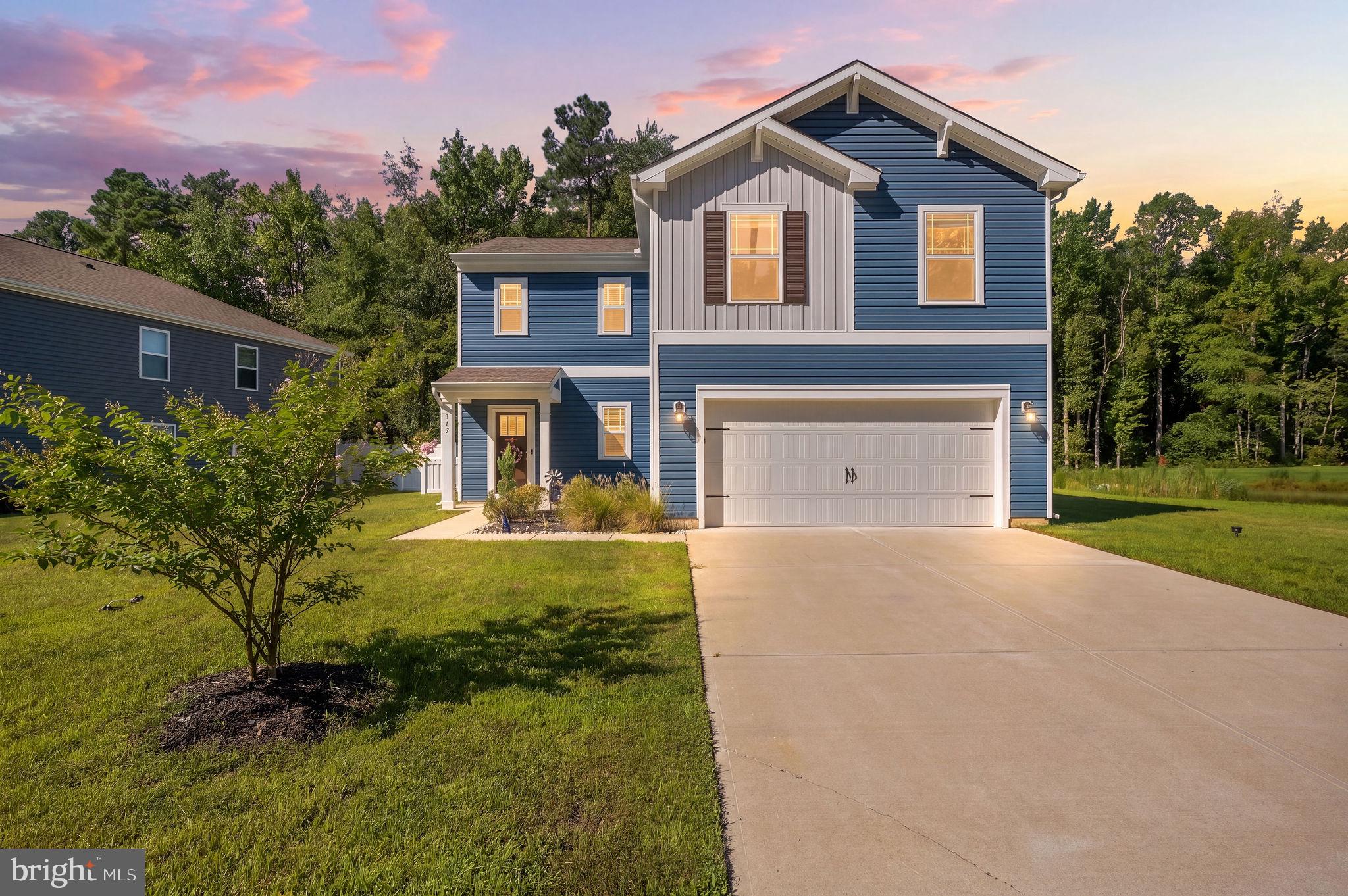 545 CURRANT CIRCLE