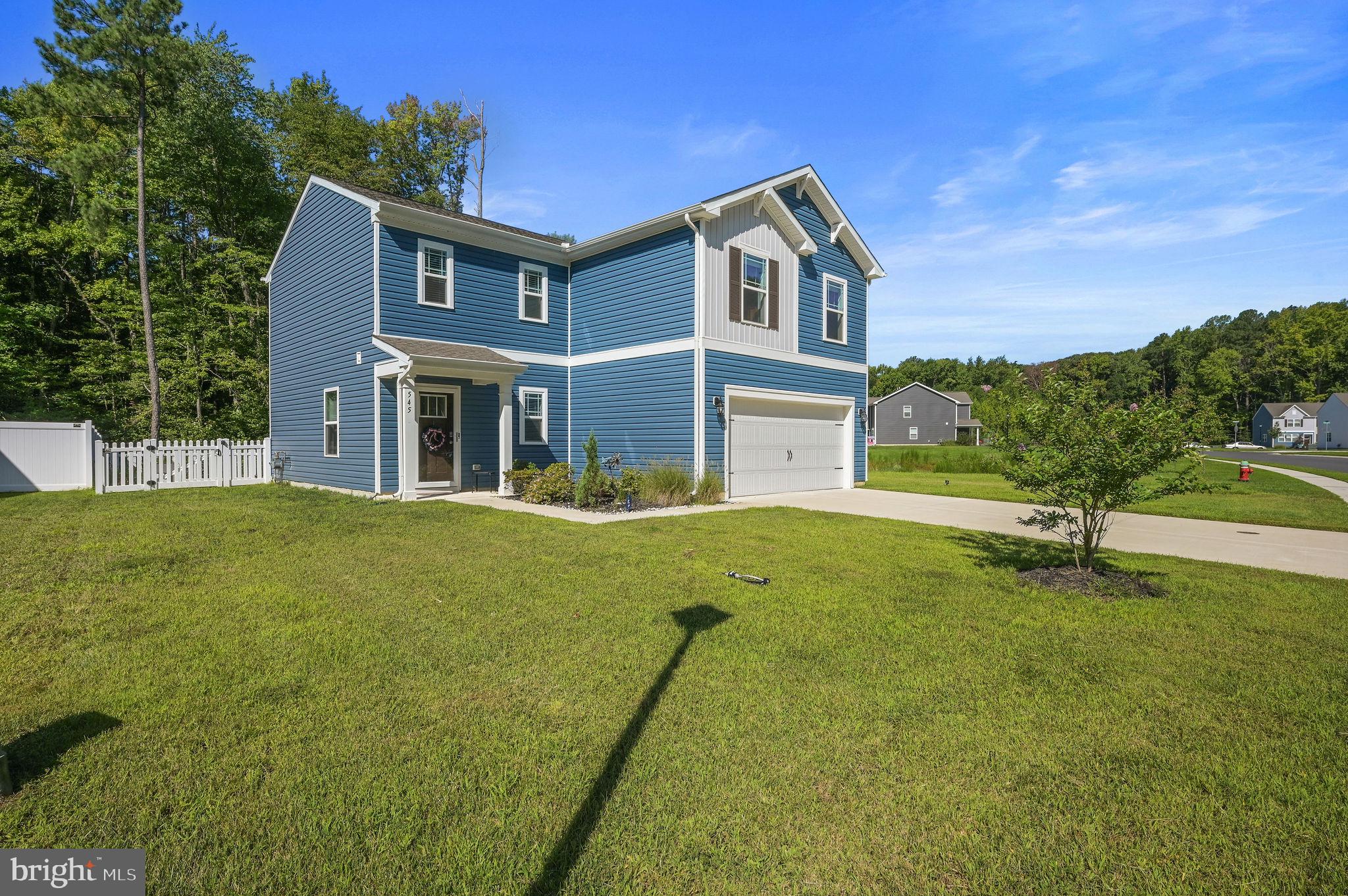 545 CURRANT CIRCLE