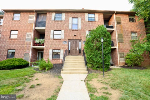 Condo For Sale - 2407 Pond View Drive #2407<br/> Chester County, WEST CHESTER, PA 19382