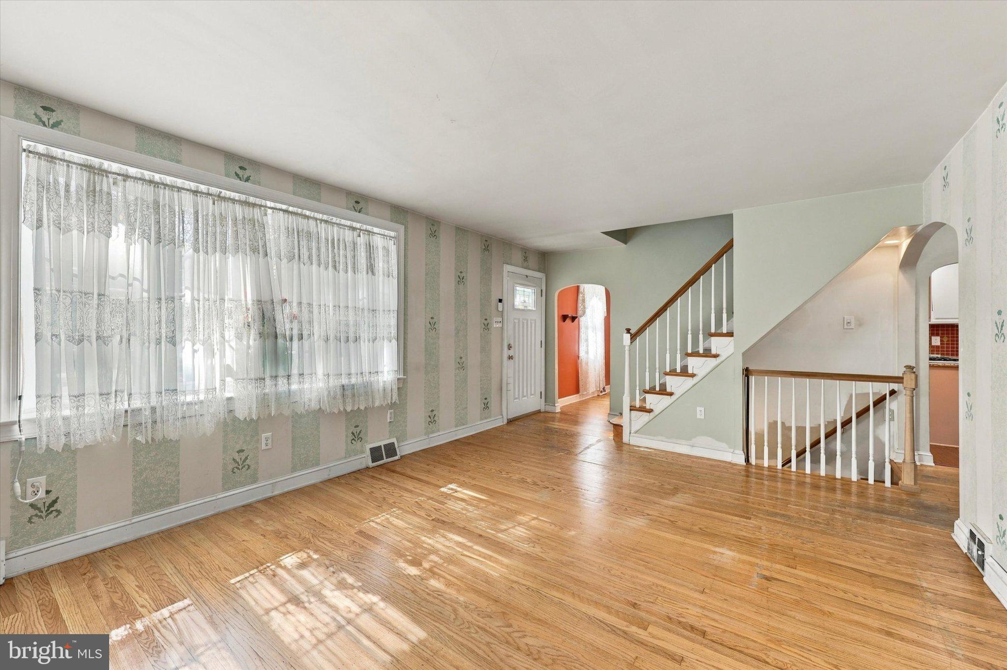 7 GOLF ROAD