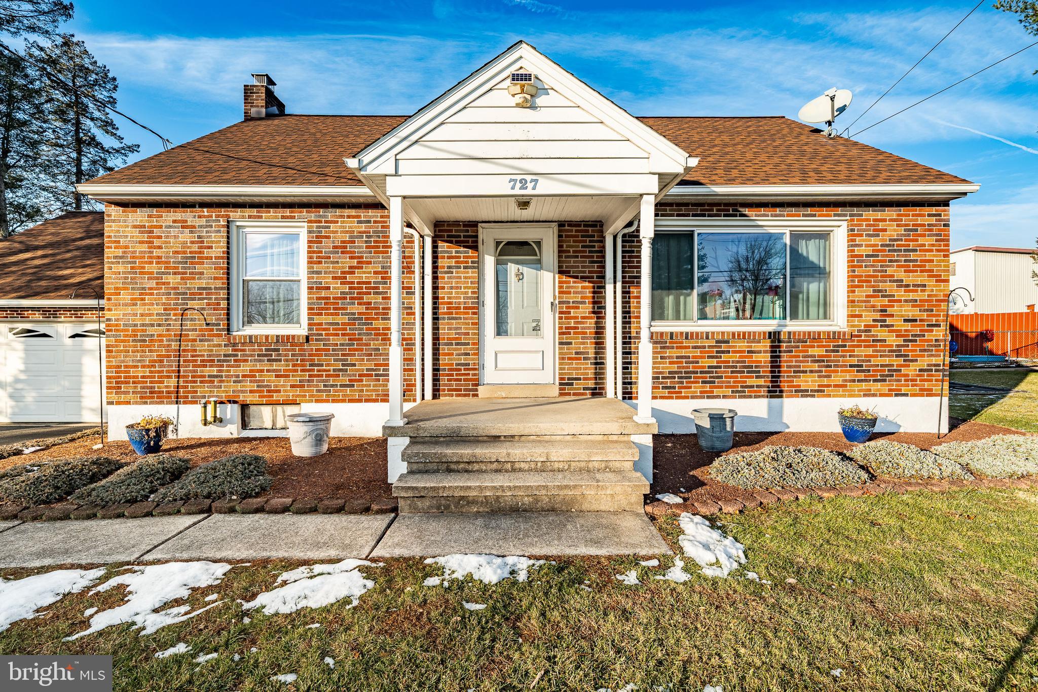 727 BROWNSVILLE ROAD