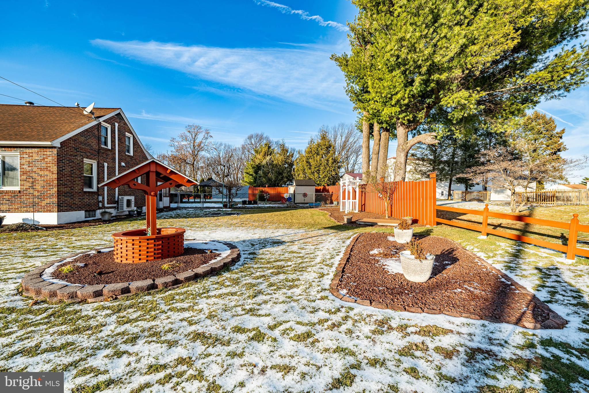 727 BROWNSVILLE ROAD