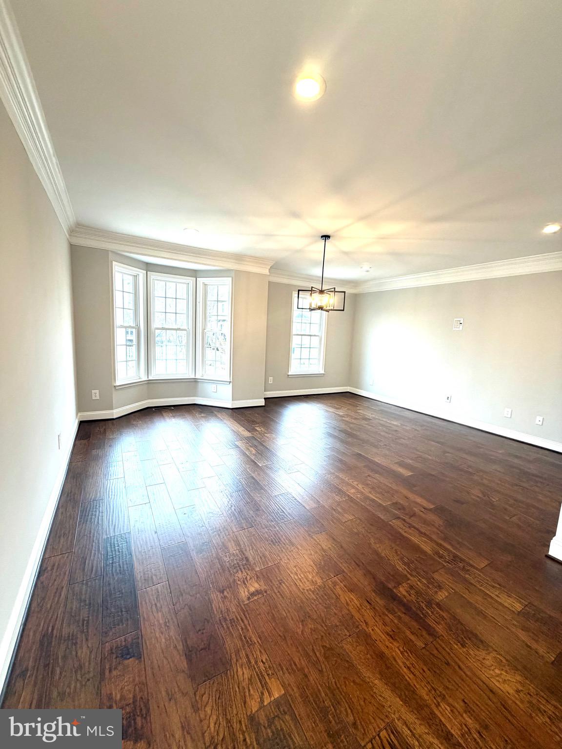 INDEPENDENCE - Residential